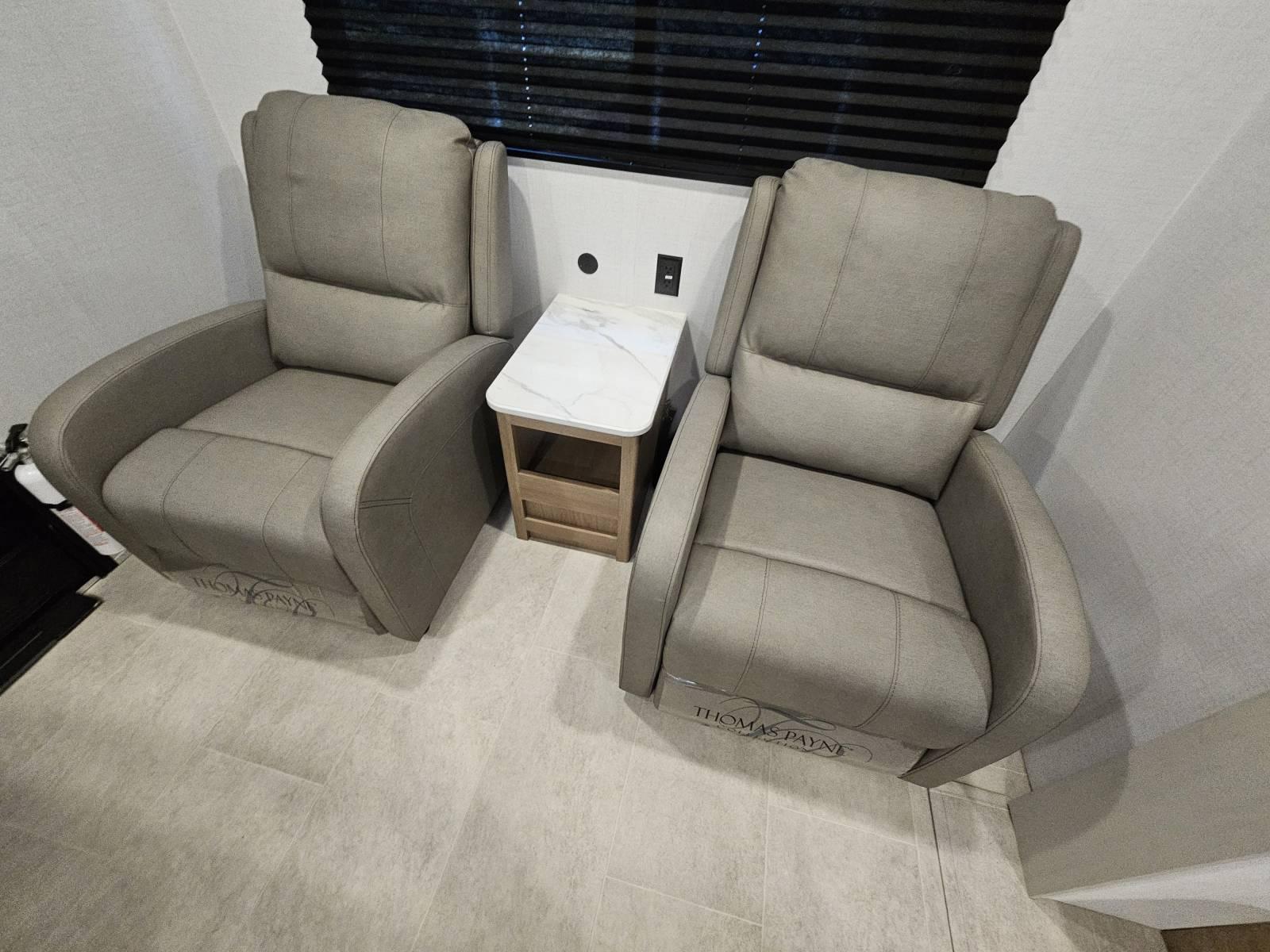 2026 Dutchmen 2026 Dutchmen Aspen Trail LE - thumbnail 7