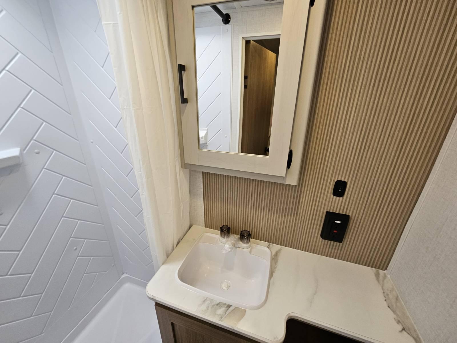 2026 Dutchmen 2026 Dutchmen Aspen Trail LE - thumbnail 18