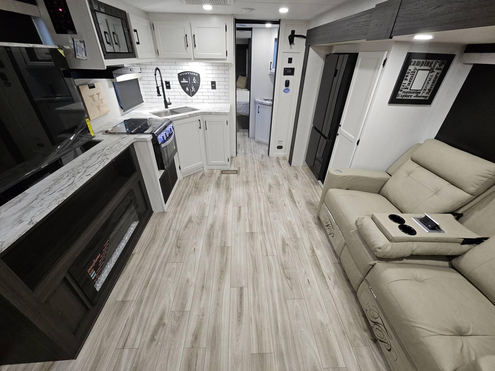 2026 Venture RV 2026 Venture RV Stratus - thumbnail 4