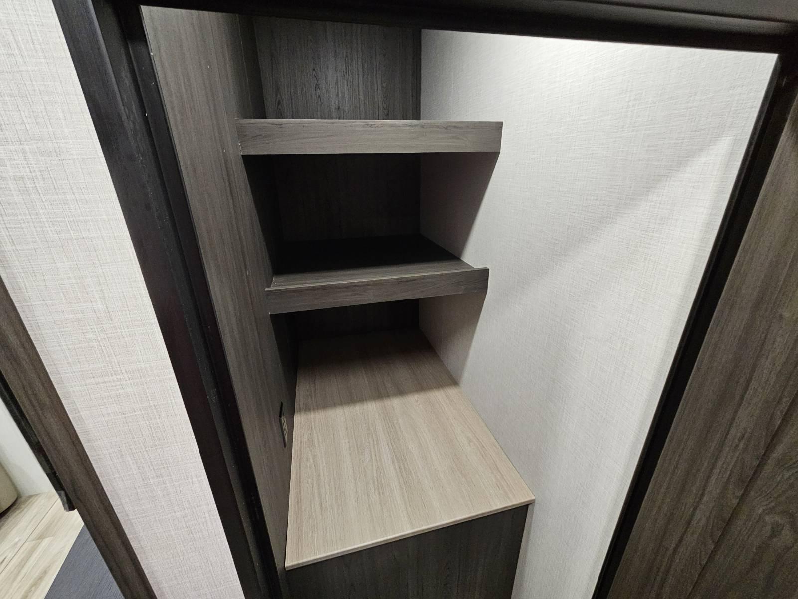 2026 Venture RV 2026 Venture RV SportTrek - thumbnail 13