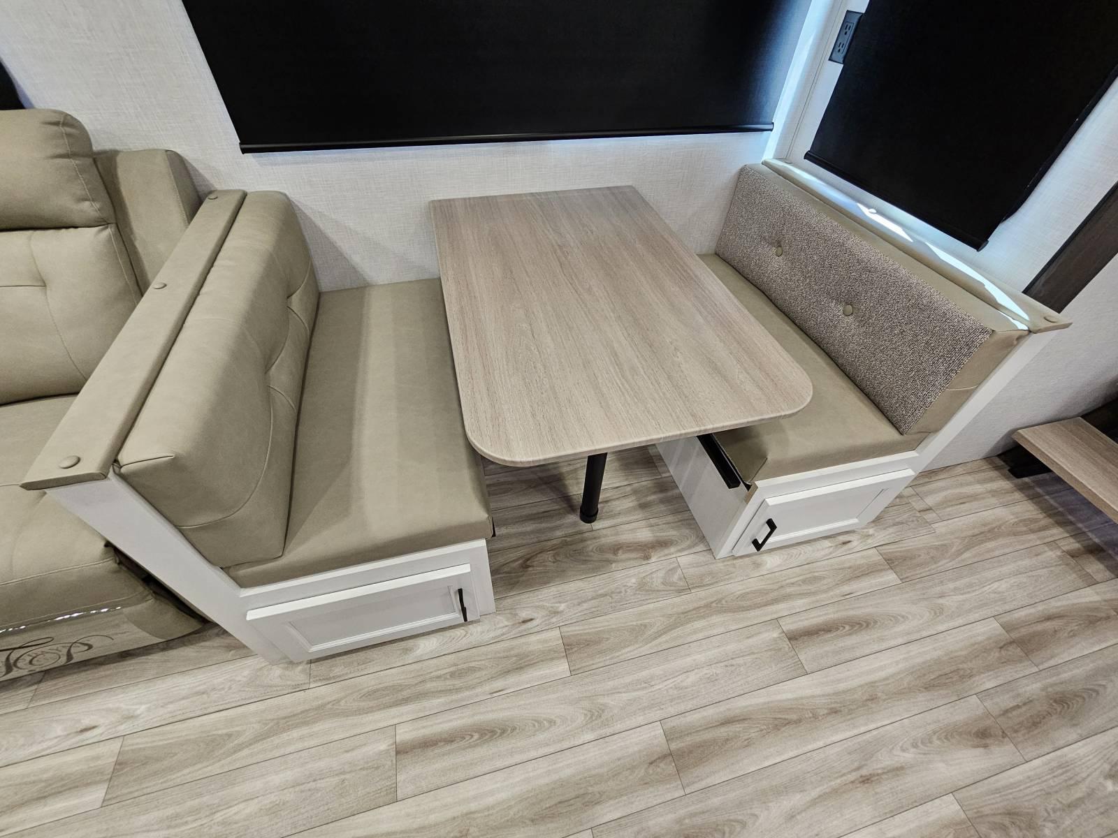 2026 Venture RV 2026 Venture RV SportTrek - thumbnail 14