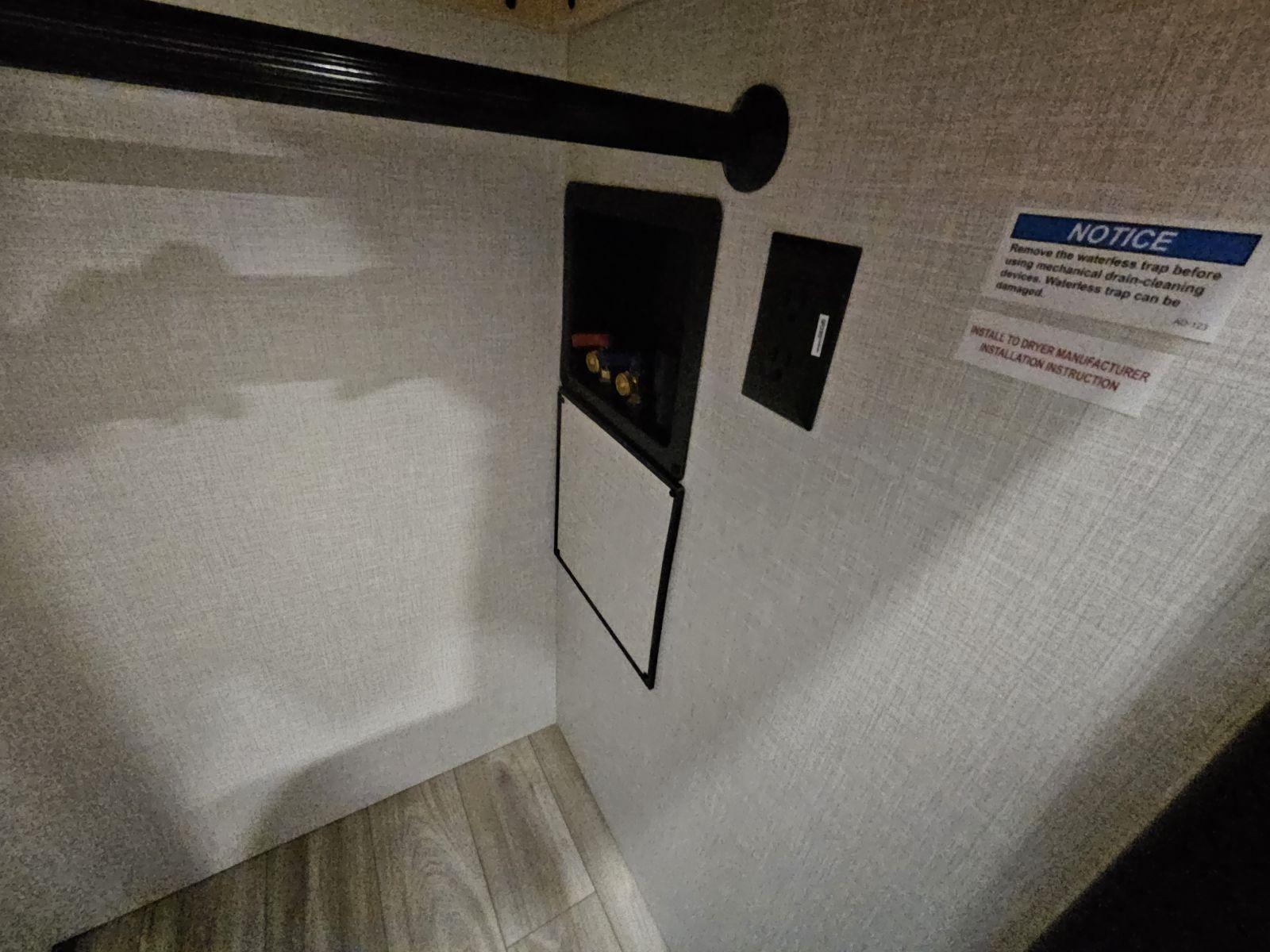 2026 Venture RV 2026 Venture RV SportTrek - thumbnail 18