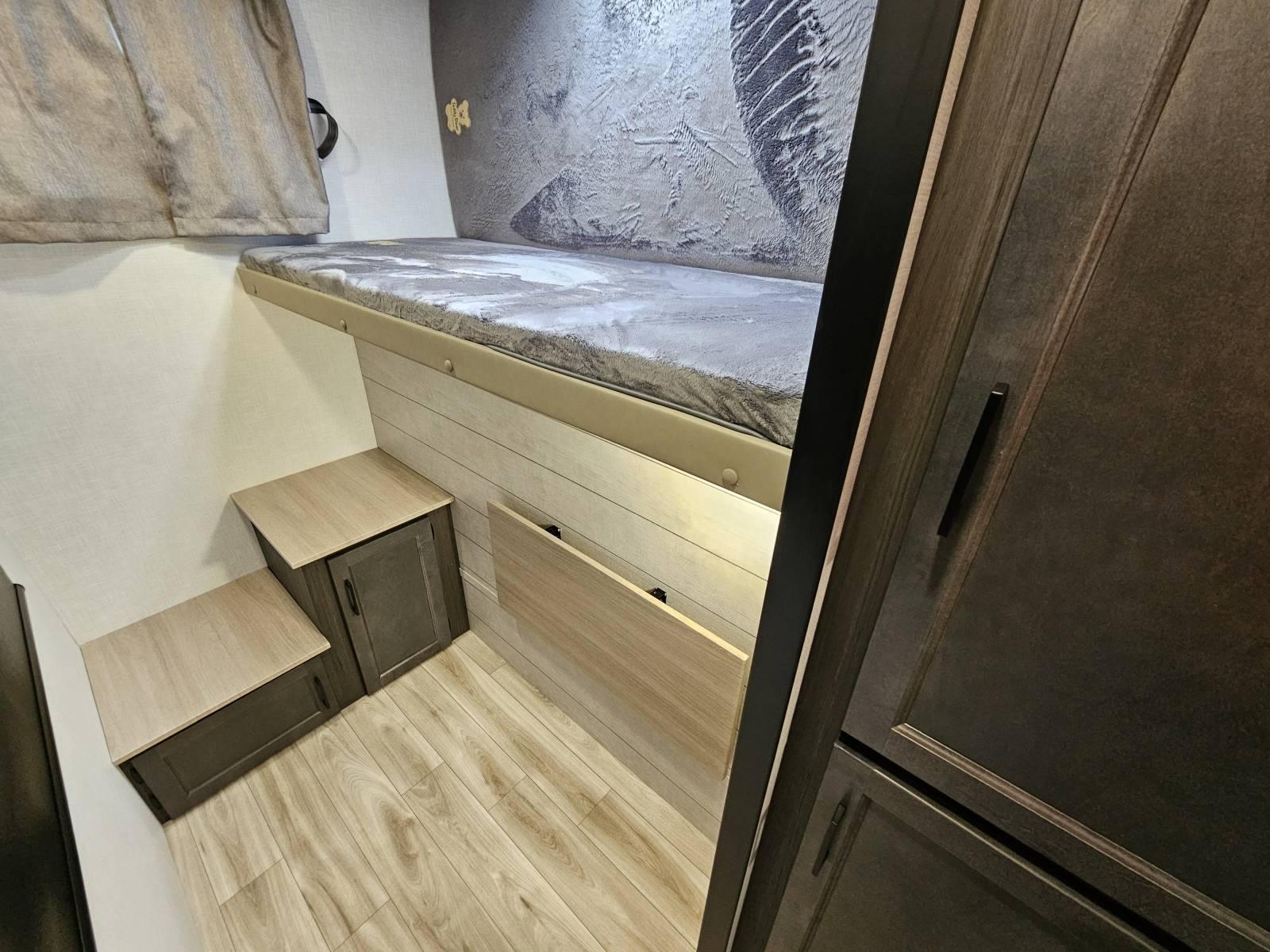 2026 Venture RV 2026 Venture RV SportTrek - thumbnail 20