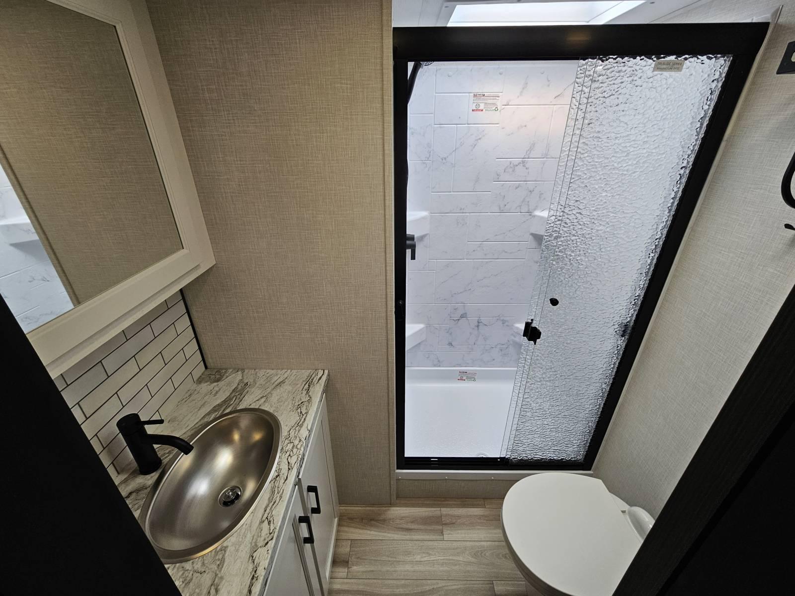 2026 Venture RV 2026 Venture RV SportTrek - thumbnail 23