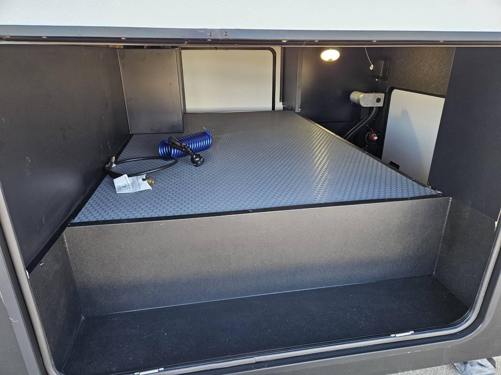 2026 Venture RV 2026 Venture RV SportTrek - thumbnail 27