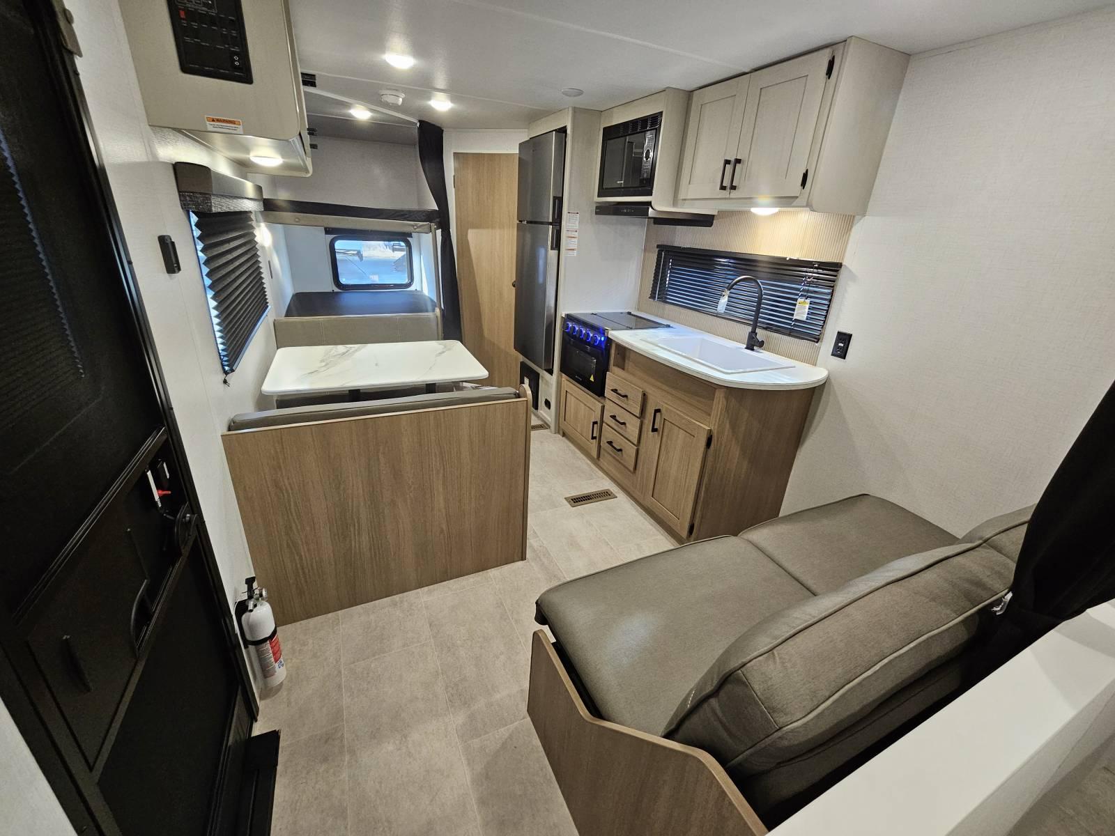 2026 Dutchmen 2026 Dutchmen Aspen Trail LE - thumbnail 4