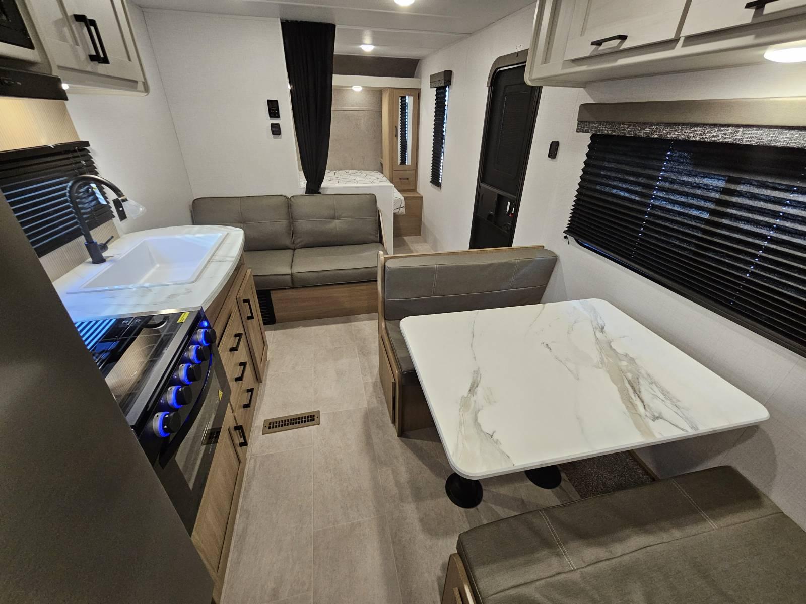 2026 Dutchmen 2026 Dutchmen Aspen Trail LE - thumbnail 5