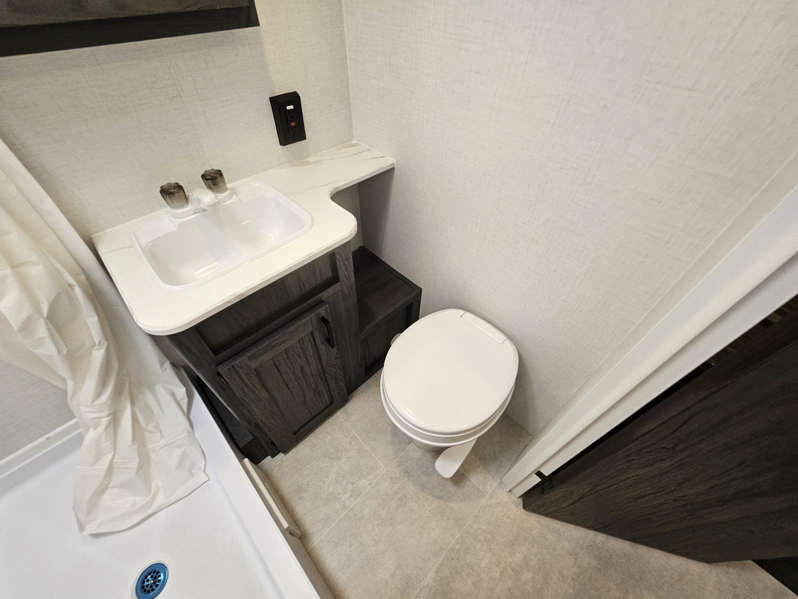 2026 Dutchmen 2026 Dutchmen Aspen Trail Mini - thumbnail 18