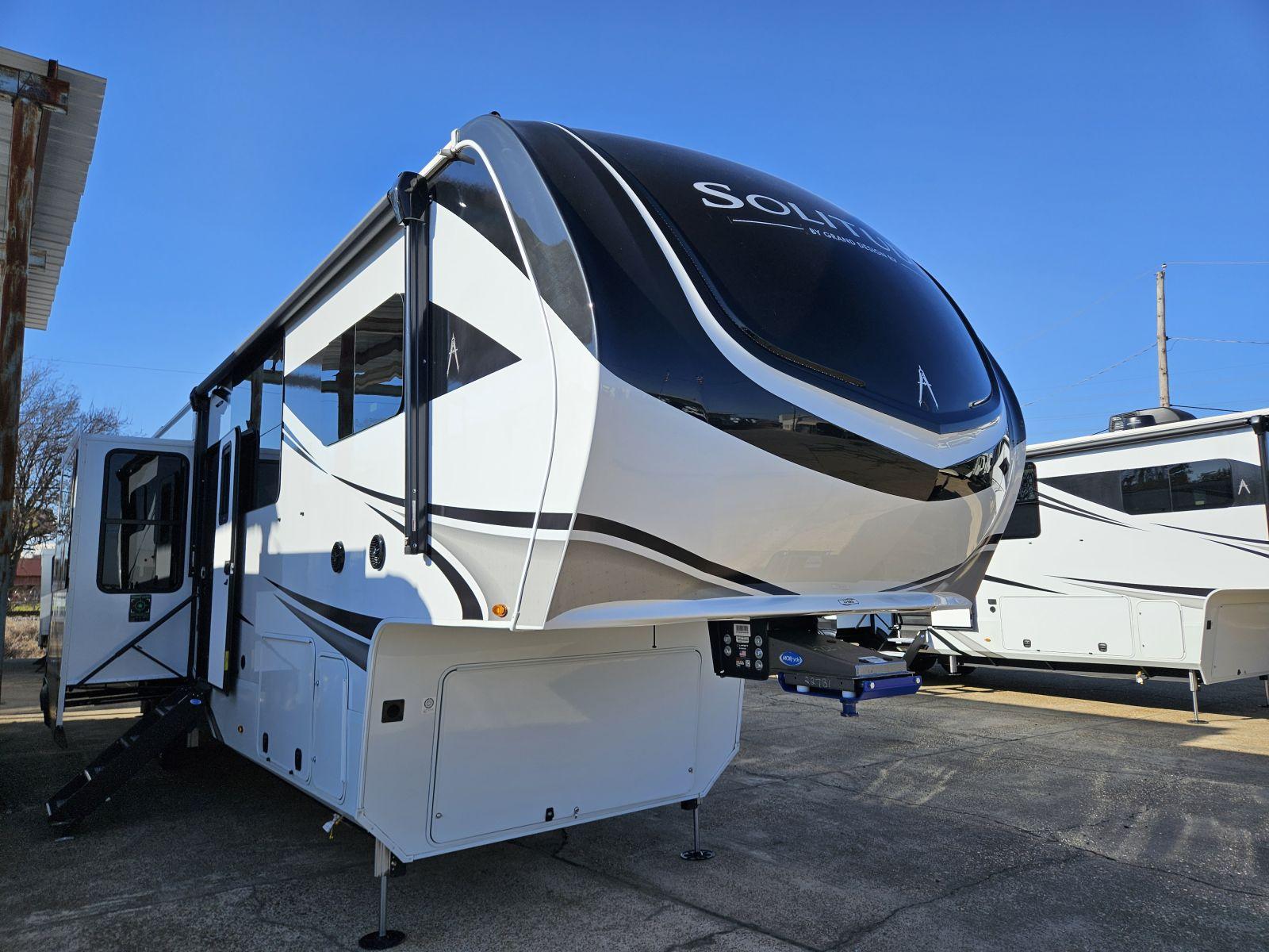 2026 Grand Design Solitude 376RD