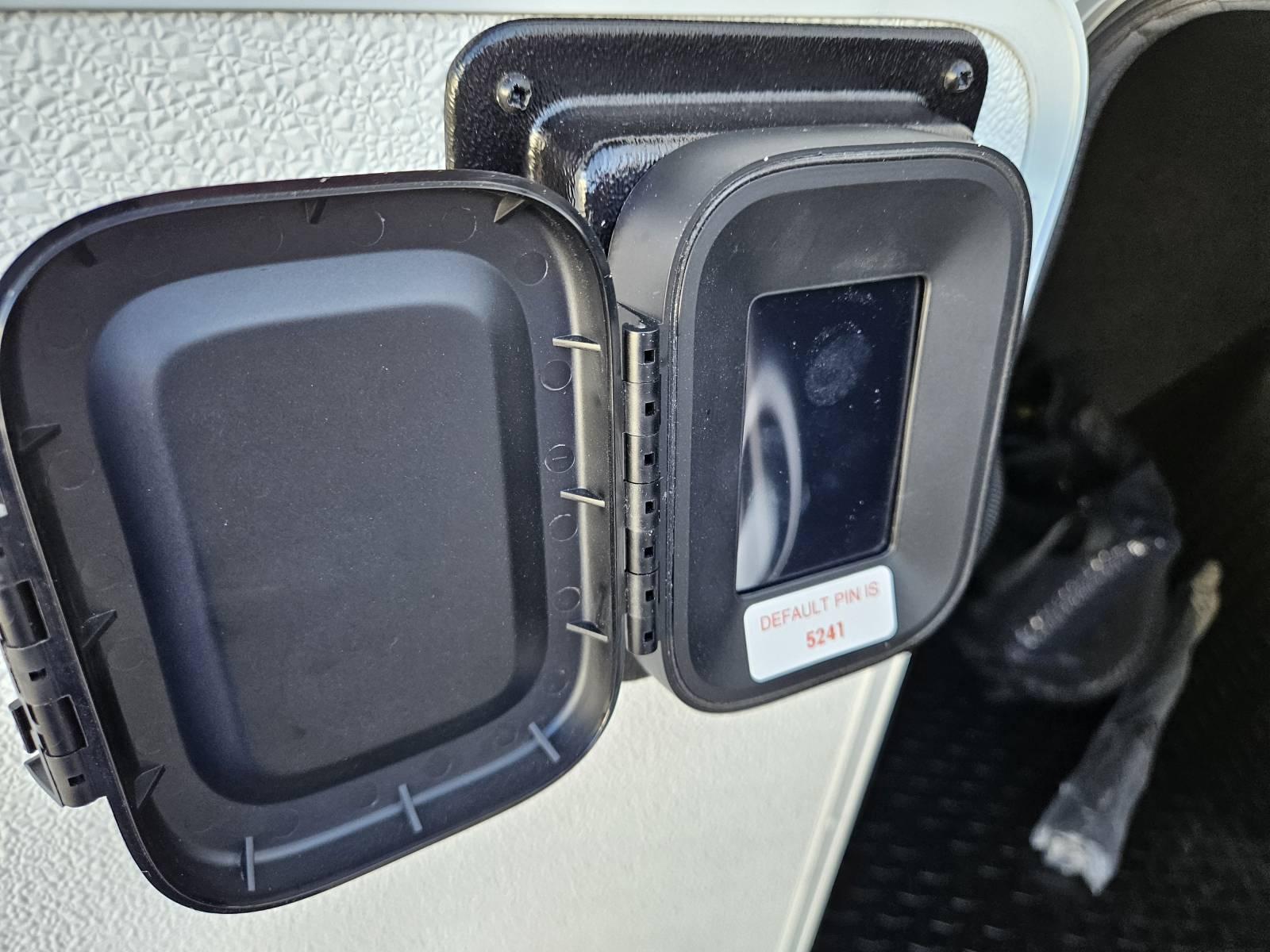 2026 Grand Design 2026 Grand Design Solitude - thumbnail 37