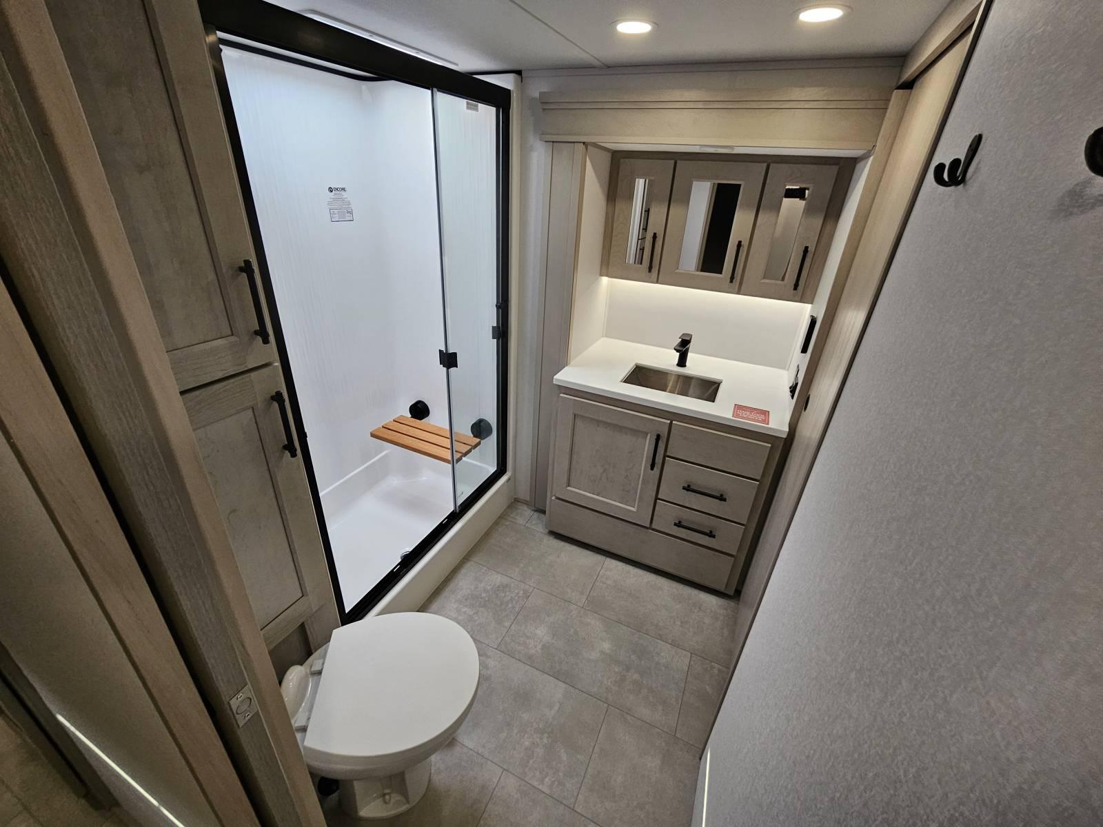 2026 Grand Design 2026 Grand Design Solitude - thumbnail 29