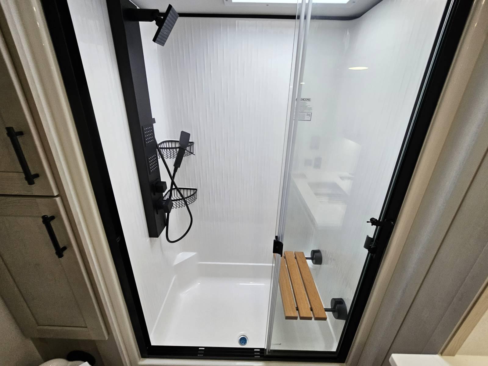 2026 Grand Design 2026 Grand Design Solitude - thumbnail 32