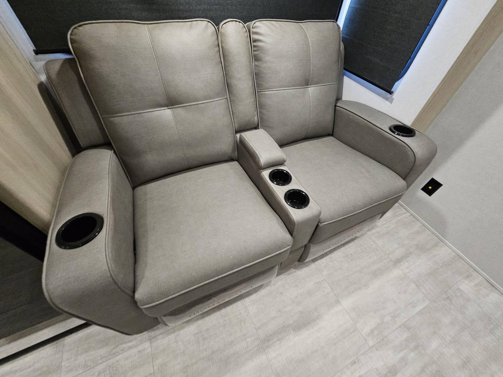 2026 Dutchmen 2026 Dutchmen Kodiak - thumbnail 6