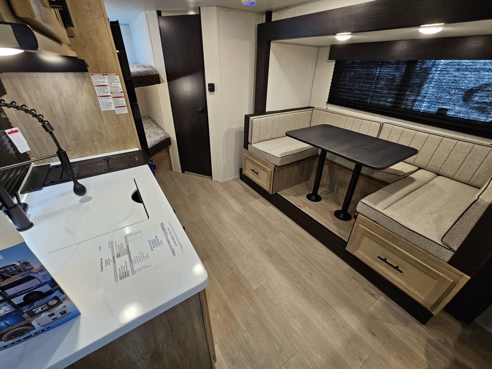 2026 Forest River 2026 Forest River Cherokee Wolf Pup Black Label - thumbnail 4