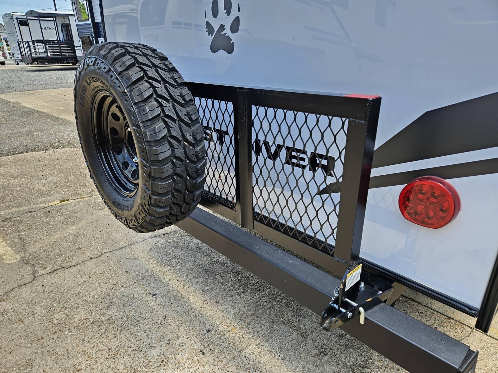 2026 Forest River 2026 Forest River Cherokee Wolf Pup Black Label - thumbnail 26