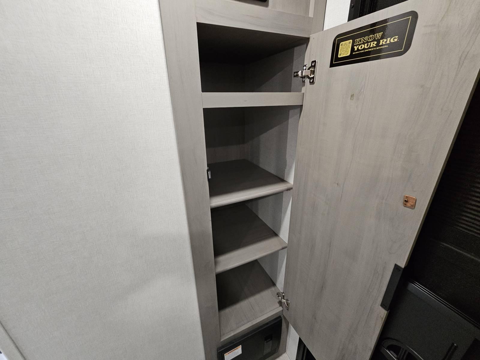 2026 Dutchmen 2026 Dutchmen Kodiak Ultimate - thumbnail 12