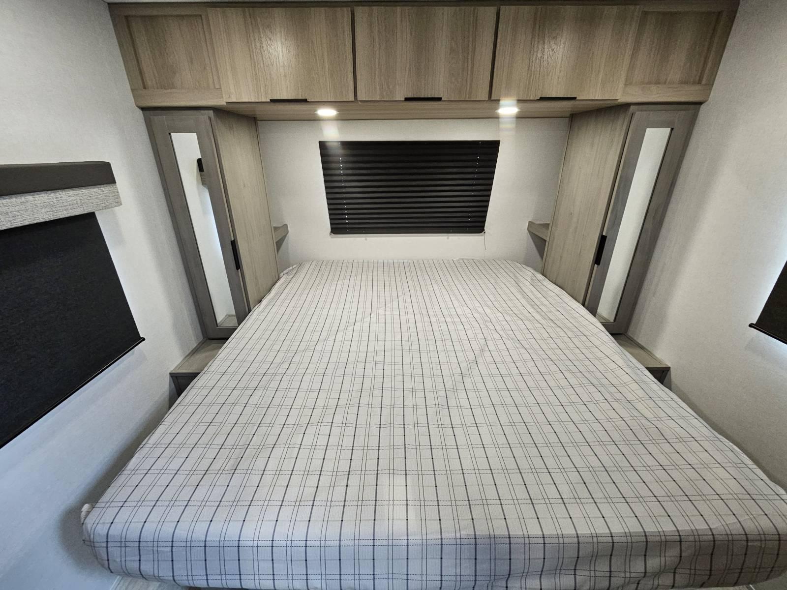 2026 Dutchmen 2026 Dutchmen Kodiak Ultimate - thumbnail 14