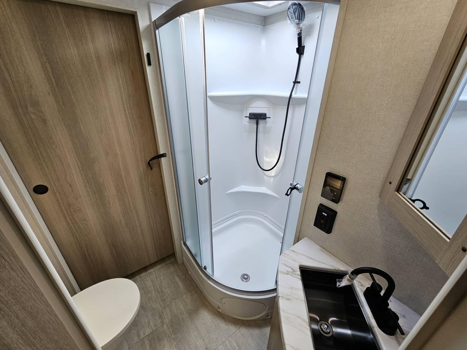 2026 Dutchmen 2026 Dutchmen Kodiak Ultimate - thumbnail 15