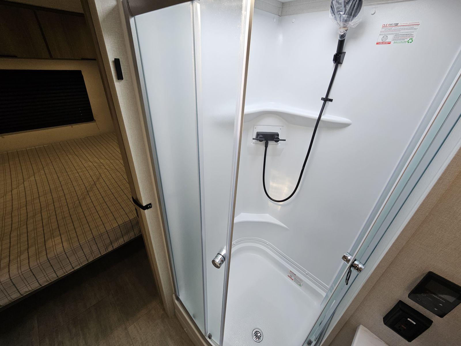 2026 Dutchmen 2026 Dutchmen Kodiak Ultimate - thumbnail 18