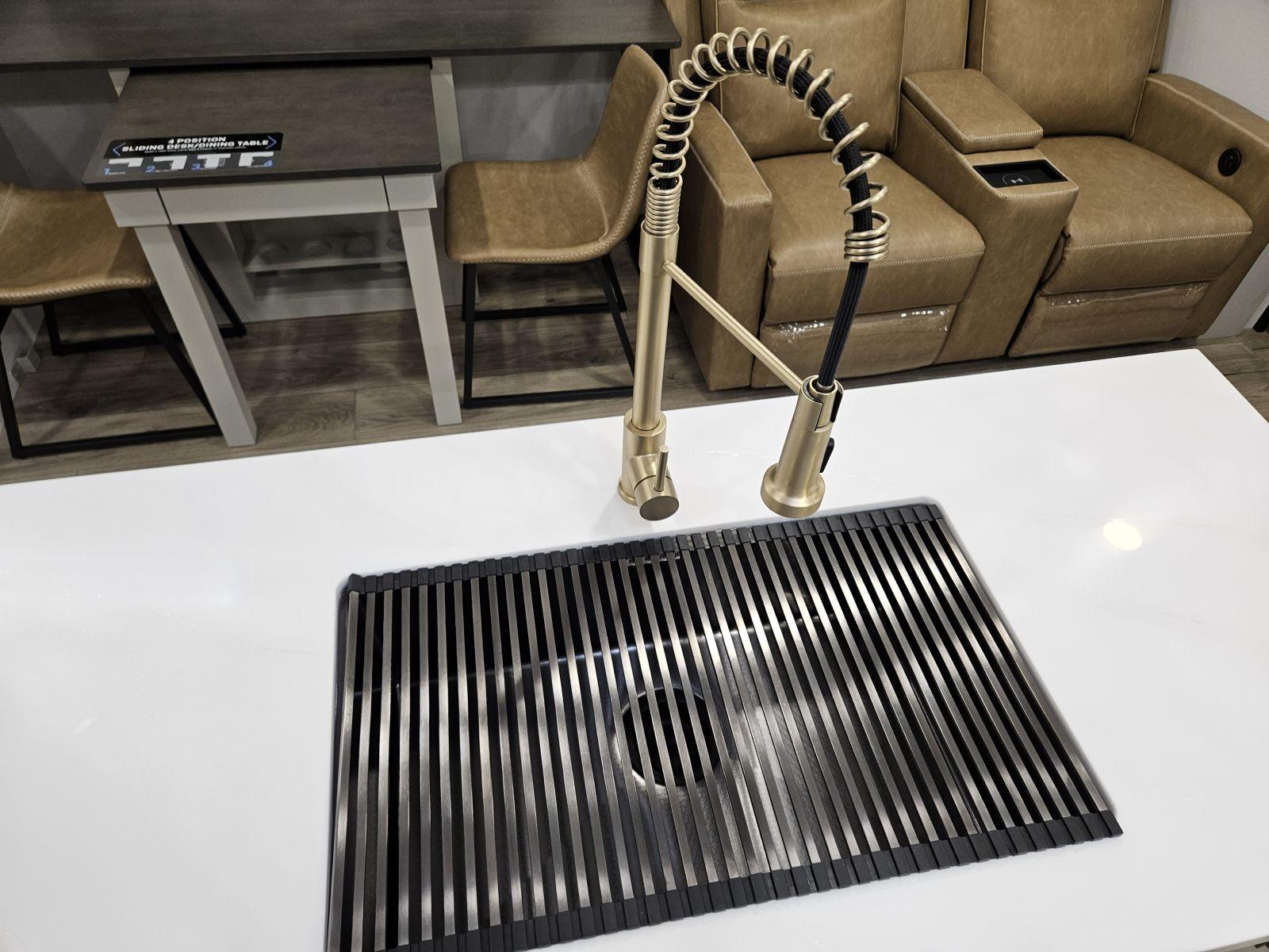 2026 Brinkley 2026 Brinkley Model Z AIR - thumbnail 12