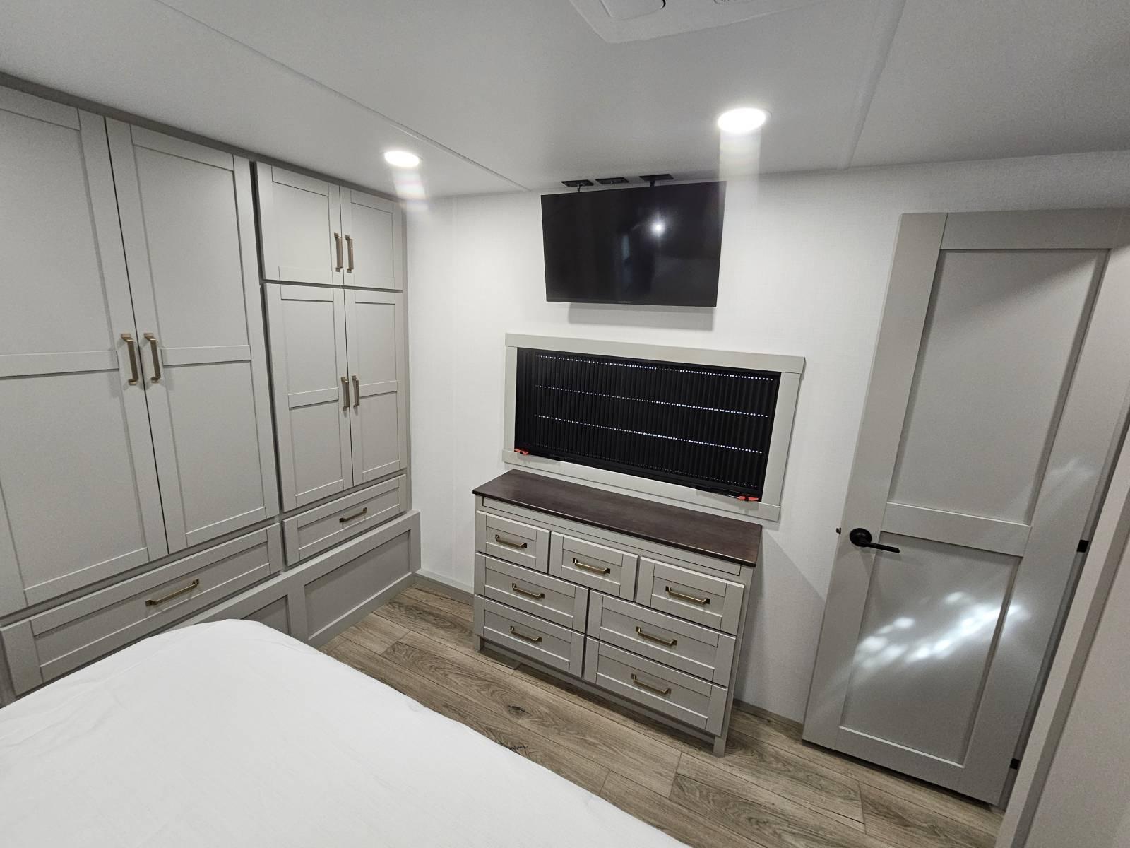 2026 Brinkley 2026 Brinkley Model Z AIR - thumbnail 18