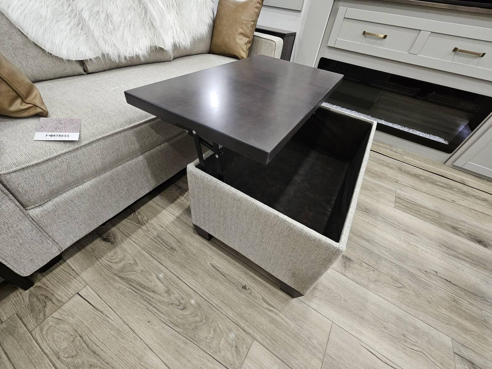 2026 Brinkley 2026 Brinkley Model Z - thumbnail 7