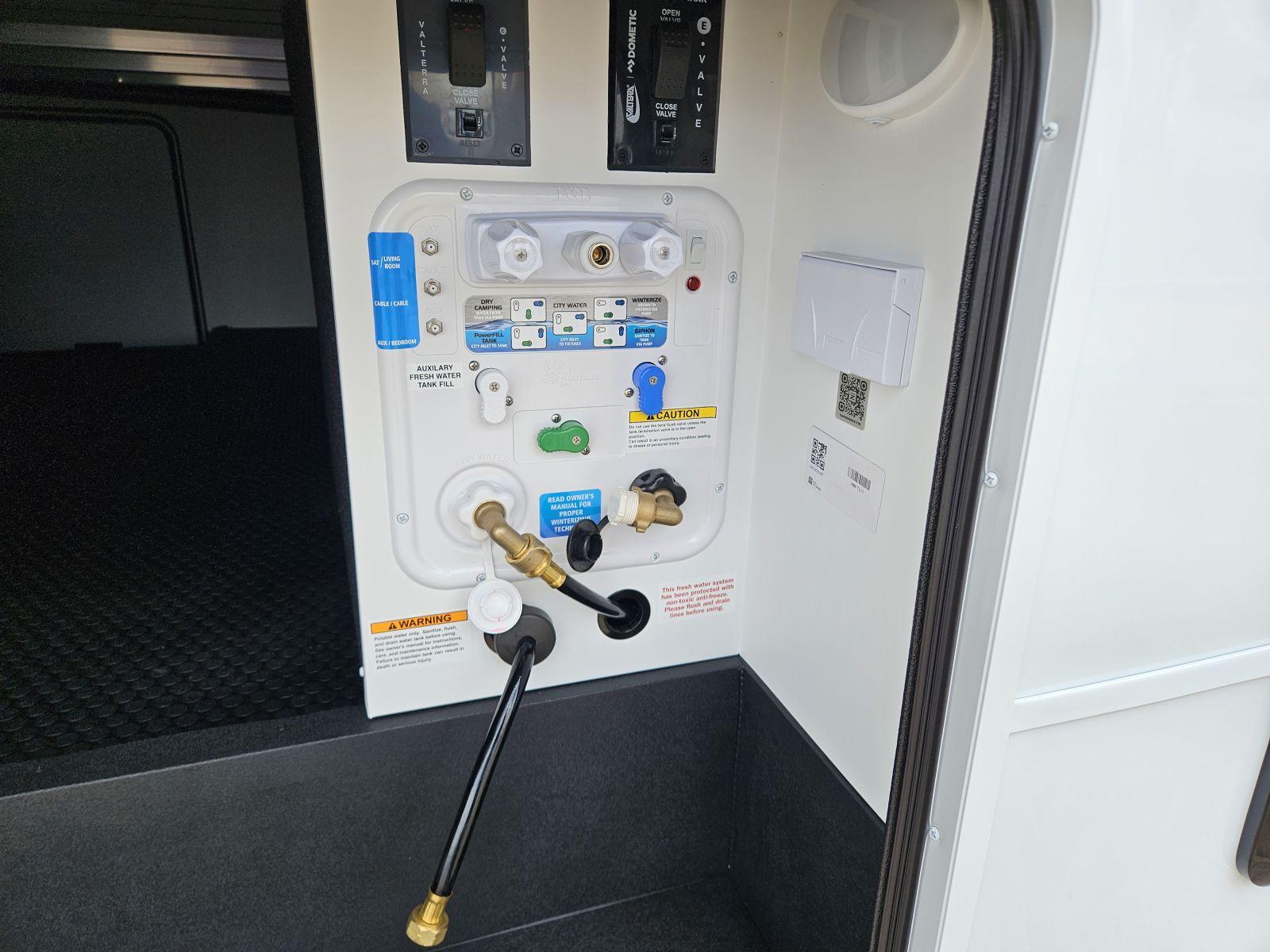 2026 Brinkley 2026 Brinkley Model Z - thumbnail 31