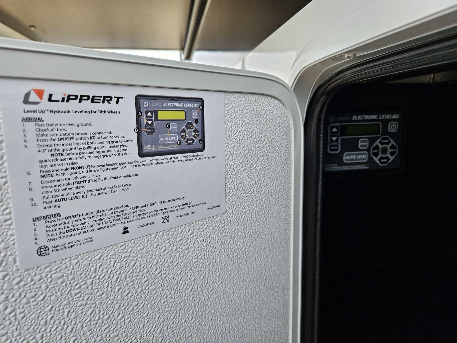 2026 Brinkley 2026 Brinkley Model Z - thumbnail 32