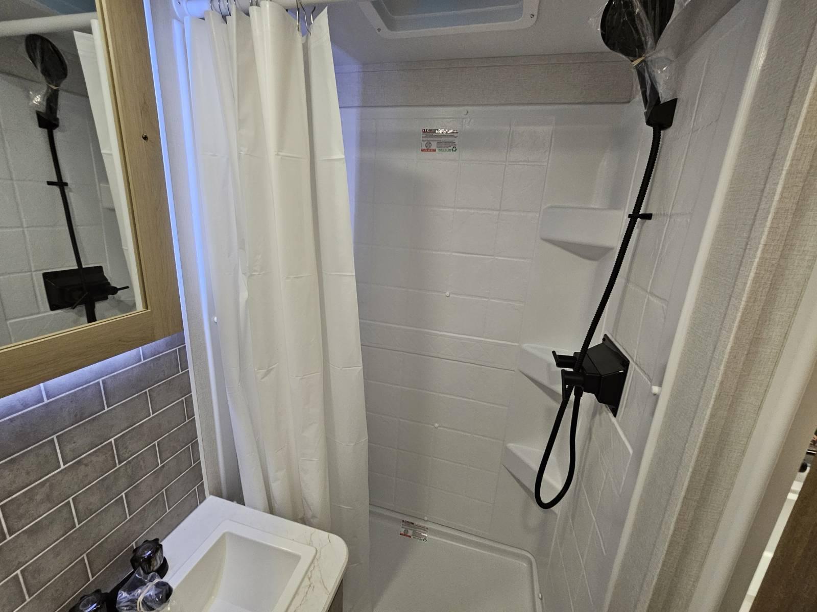 2026 Dutchmen 2026 Dutchmen Kodiak - thumbnail 17