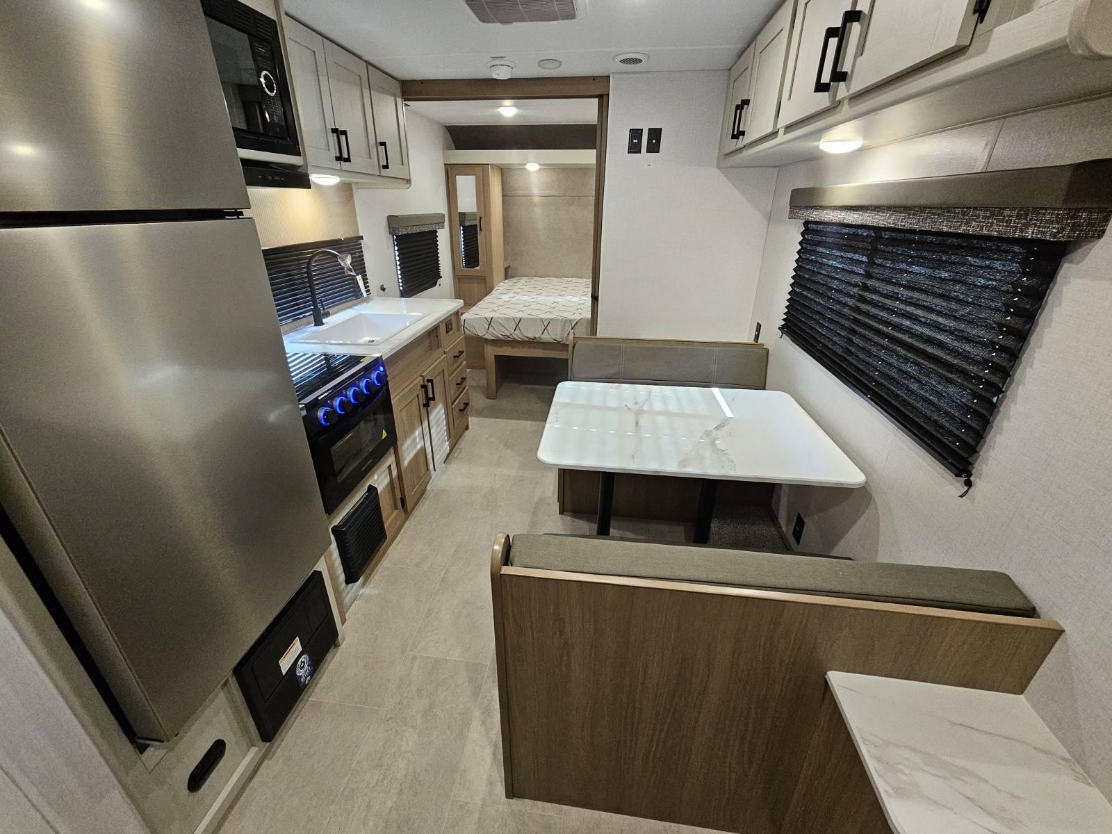 2026 Dutchmen 2026 Dutchmen Aspen Trail LE - thumbnail 4