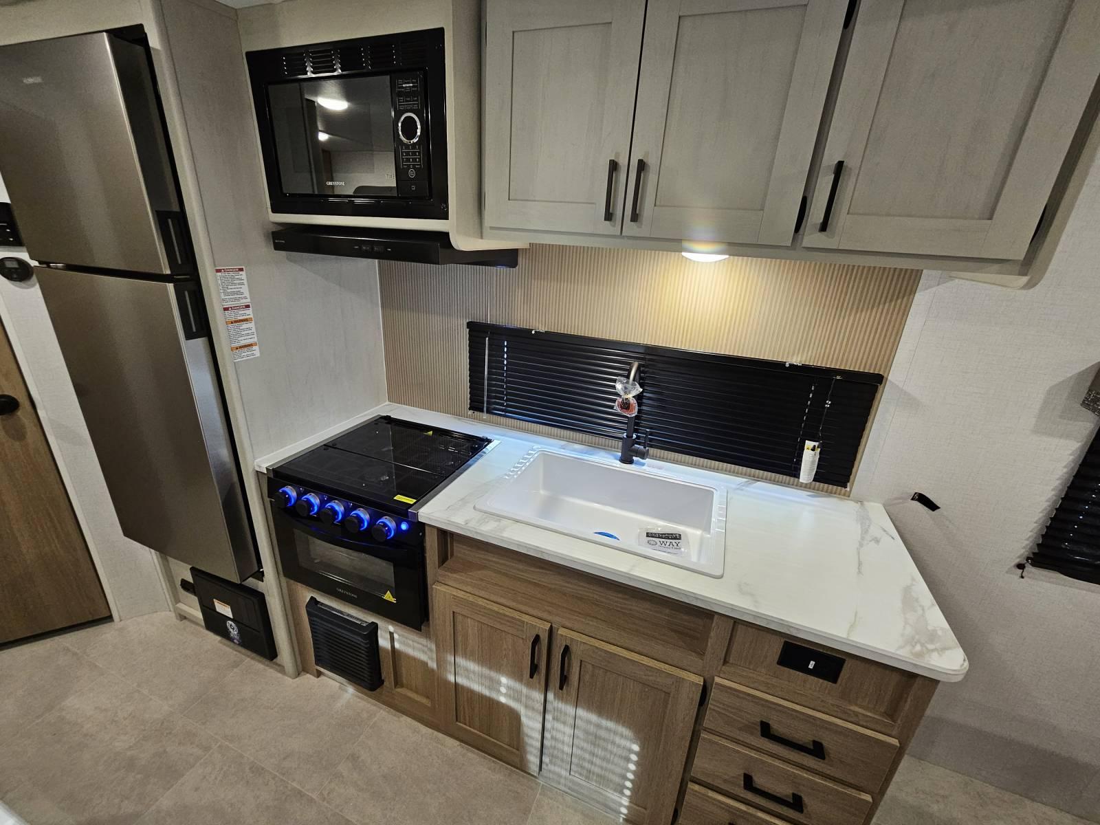 2026 Dutchmen 2026 Dutchmen Aspen Trail LE - thumbnail 6