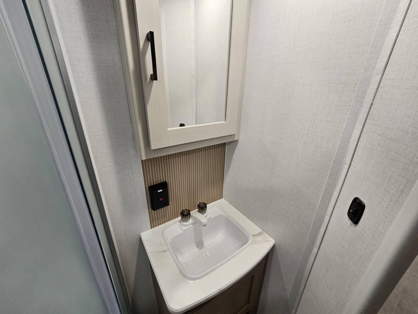 2026 Dutchmen 2026 Dutchmen Aspen Trail LE - thumbnail 14