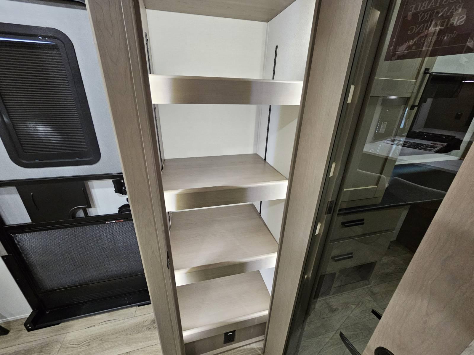 2026 Grand Design 2026 Grand Design Reflection - thumbnail 12