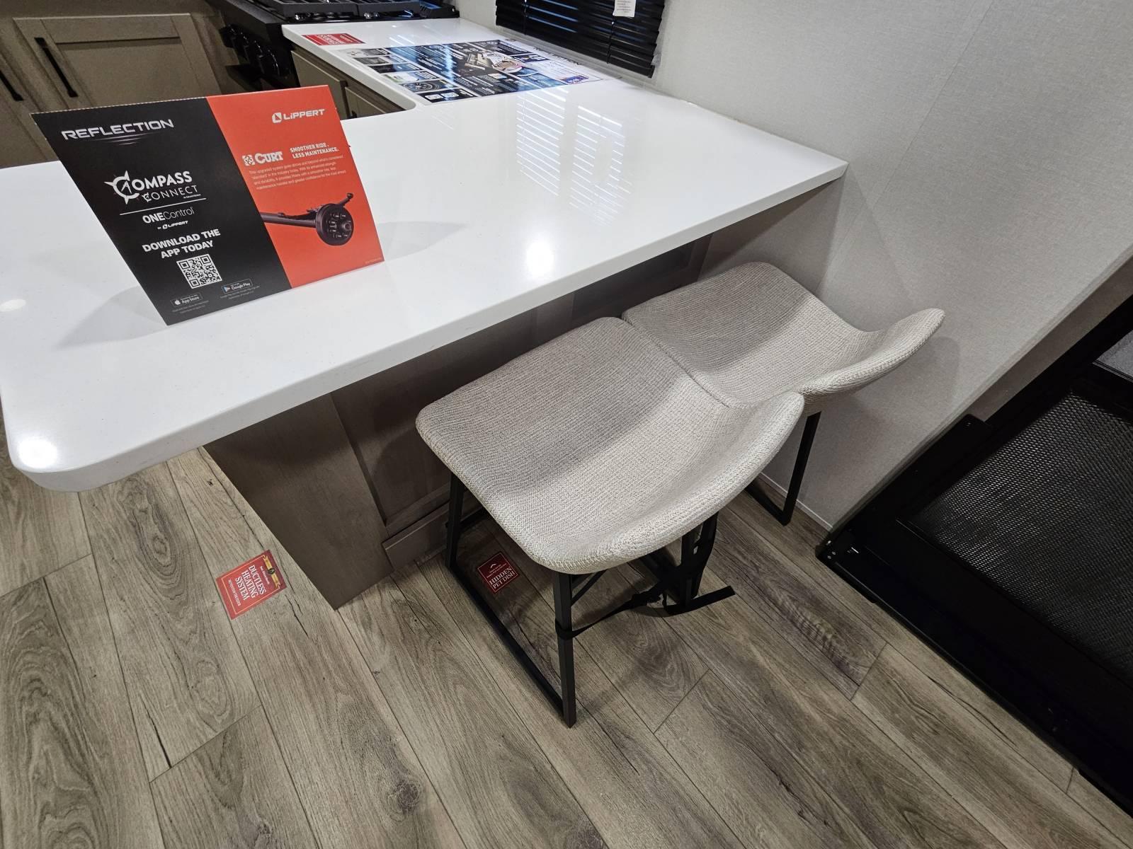 2026 Grand Design 2026 Grand Design Reflection - thumbnail 14