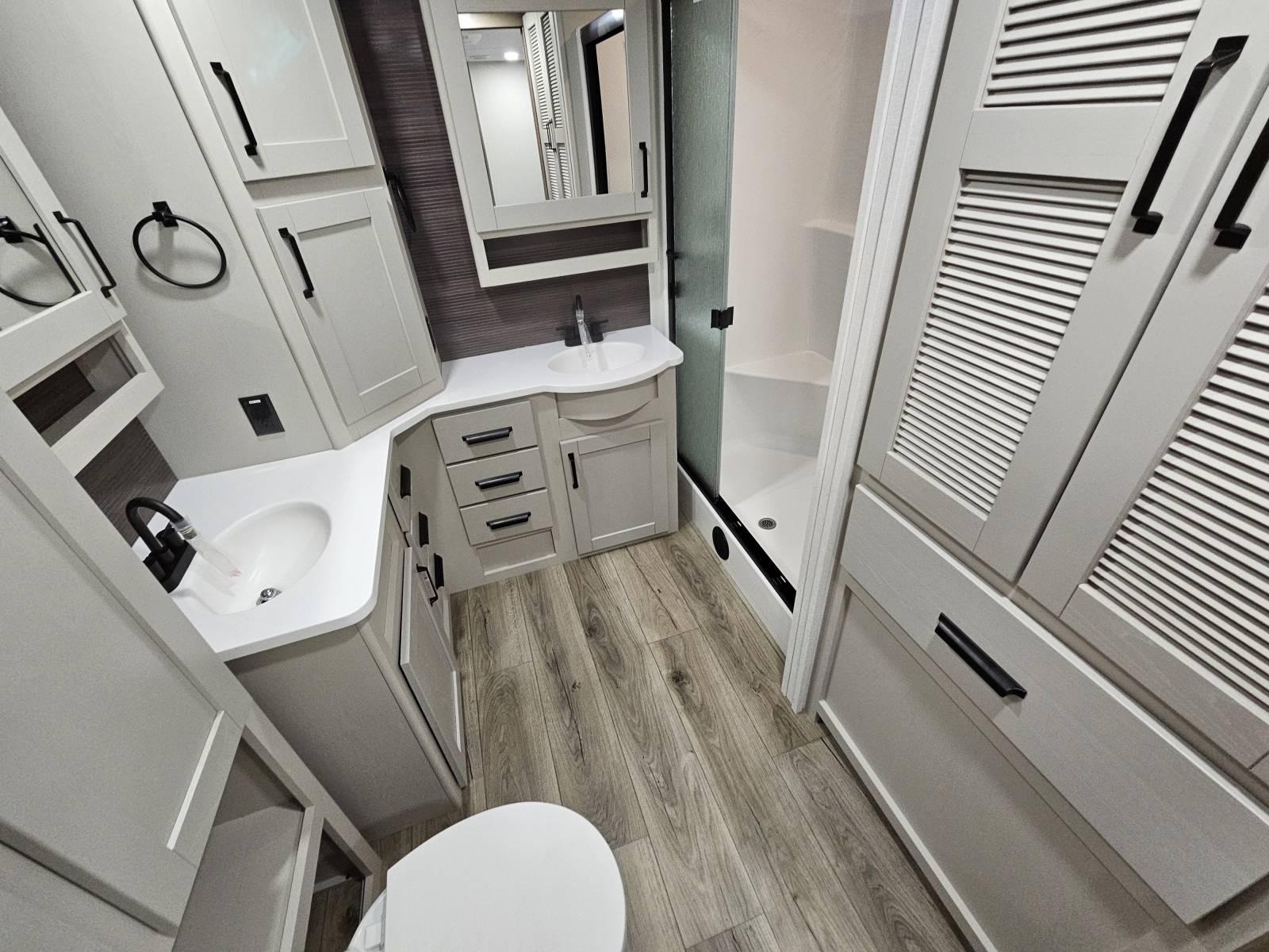 2026 Grand Design 2026 Grand Design Reflection - thumbnail 17