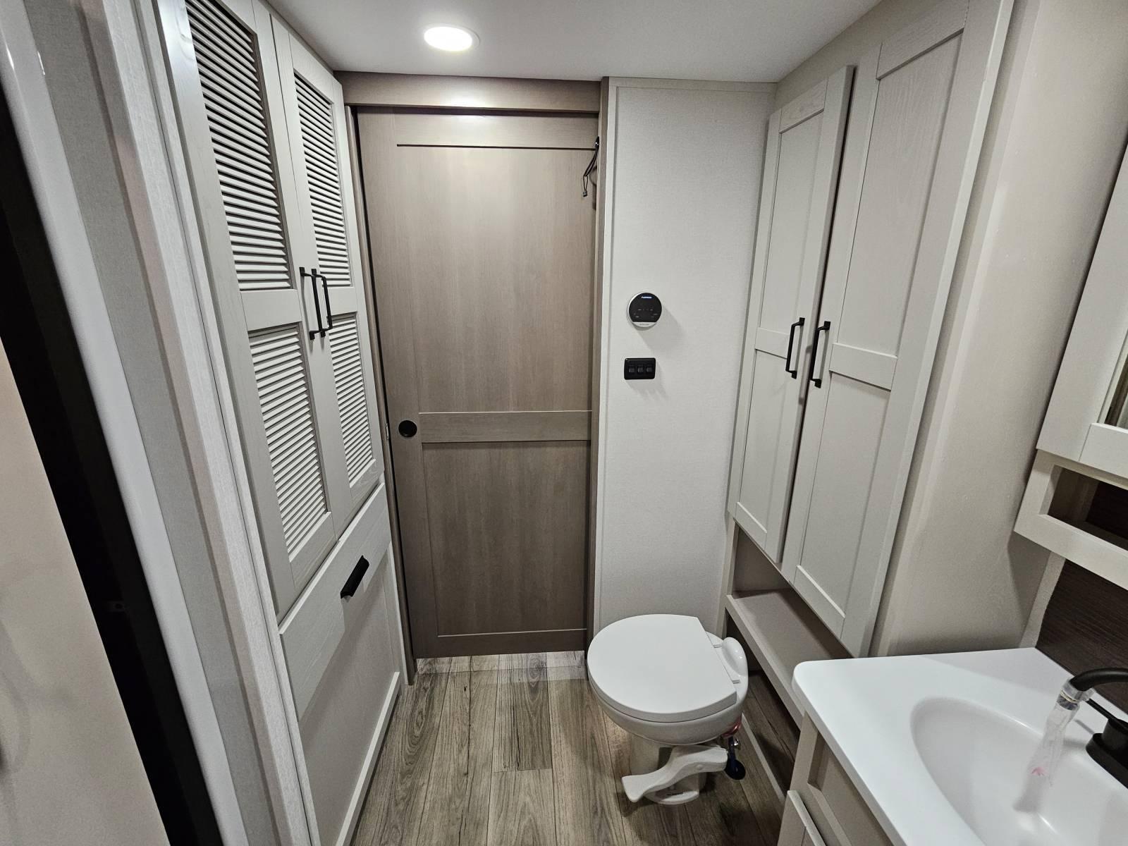 2026 Grand Design 2026 Grand Design Reflection - thumbnail 19