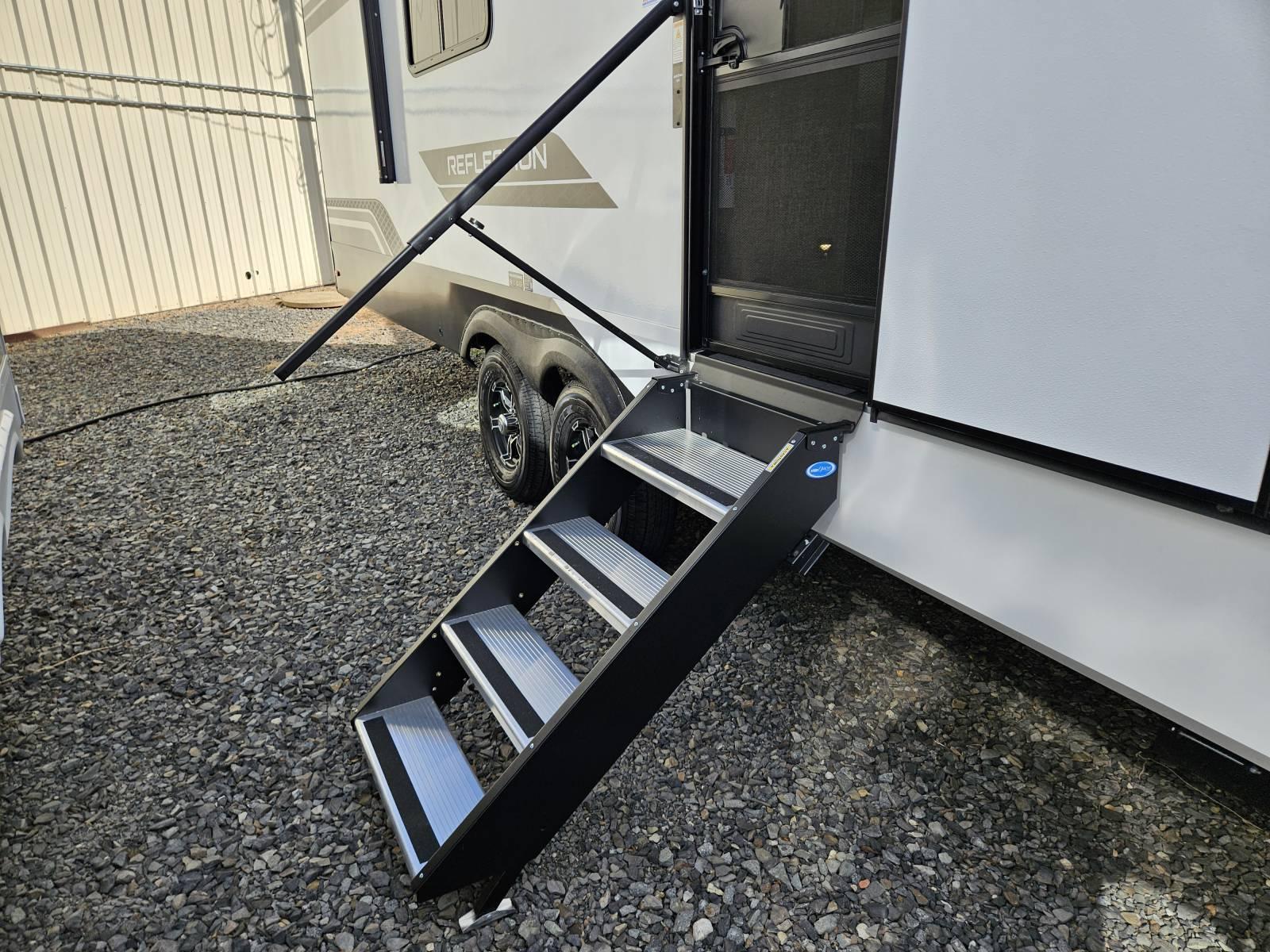 2026 Grand Design 2026 Grand Design Reflection - thumbnail 26