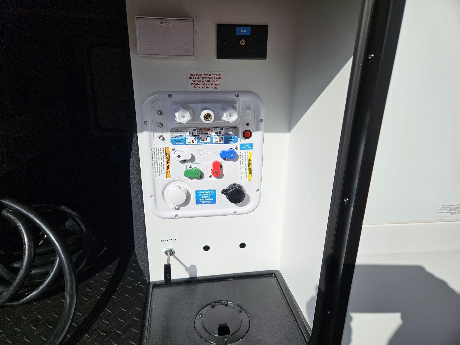 2026 Grand Design 2026 Grand Design Reflection - thumbnail 27