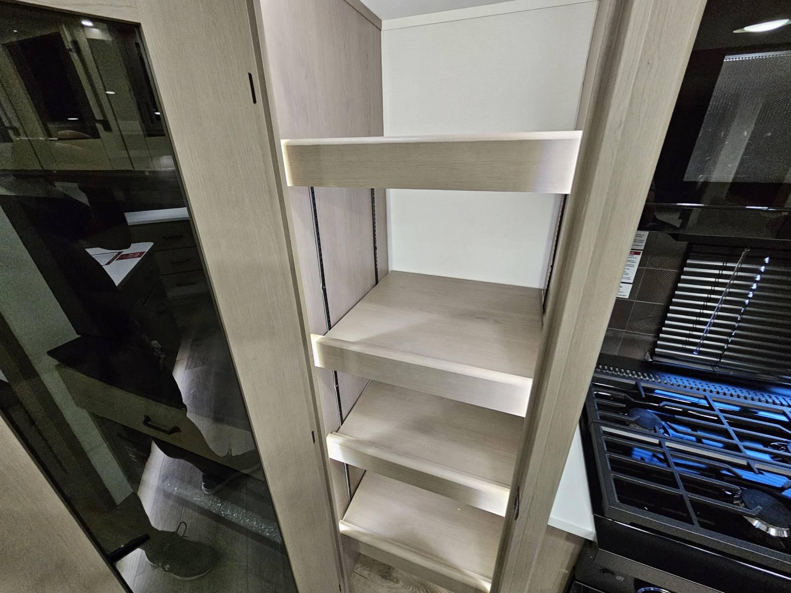 2026 Grand Design 2026 Grand Design Reflection - thumbnail 13