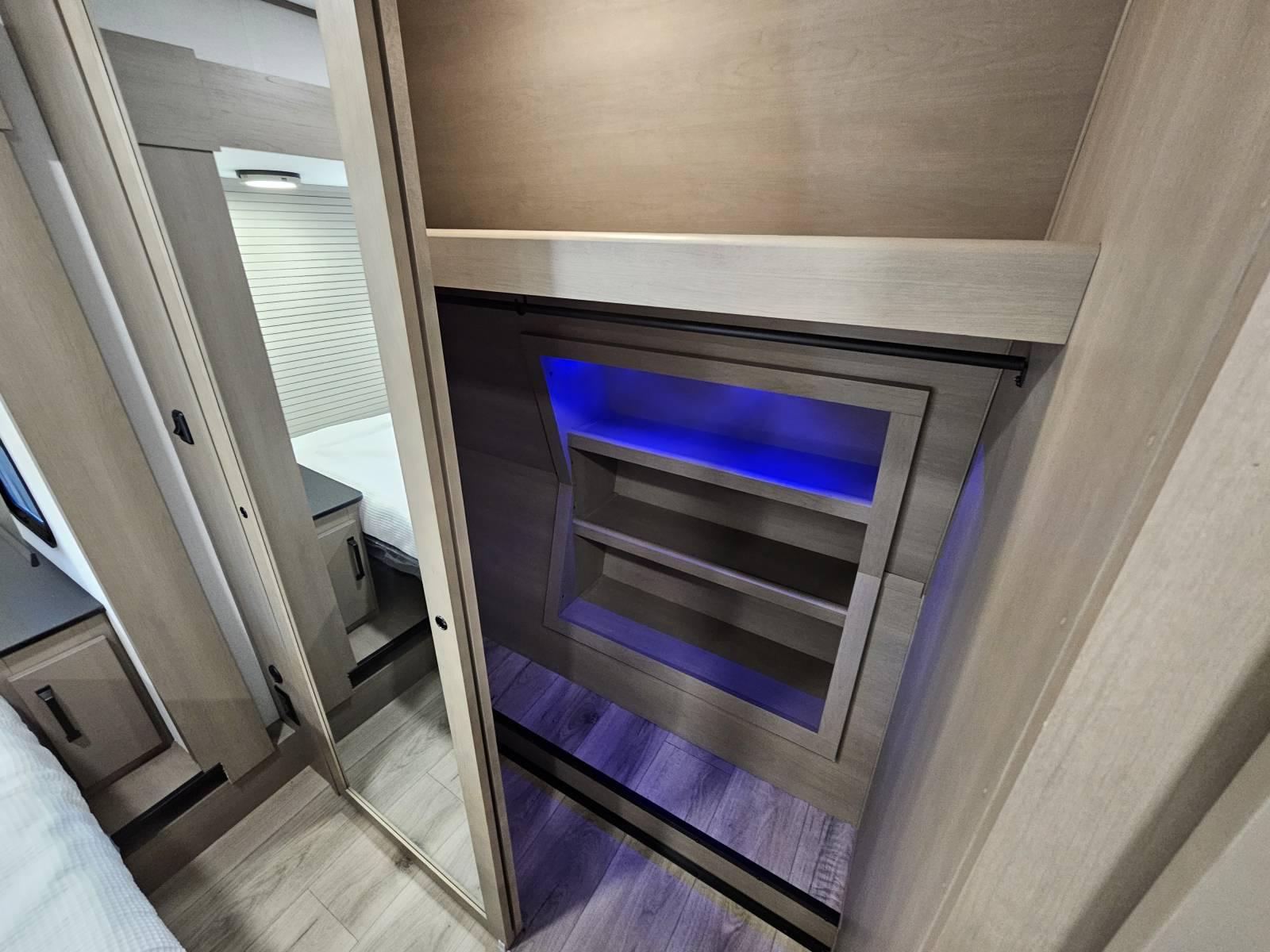 2026 Grand Design 2026 Grand Design Reflection - thumbnail 19