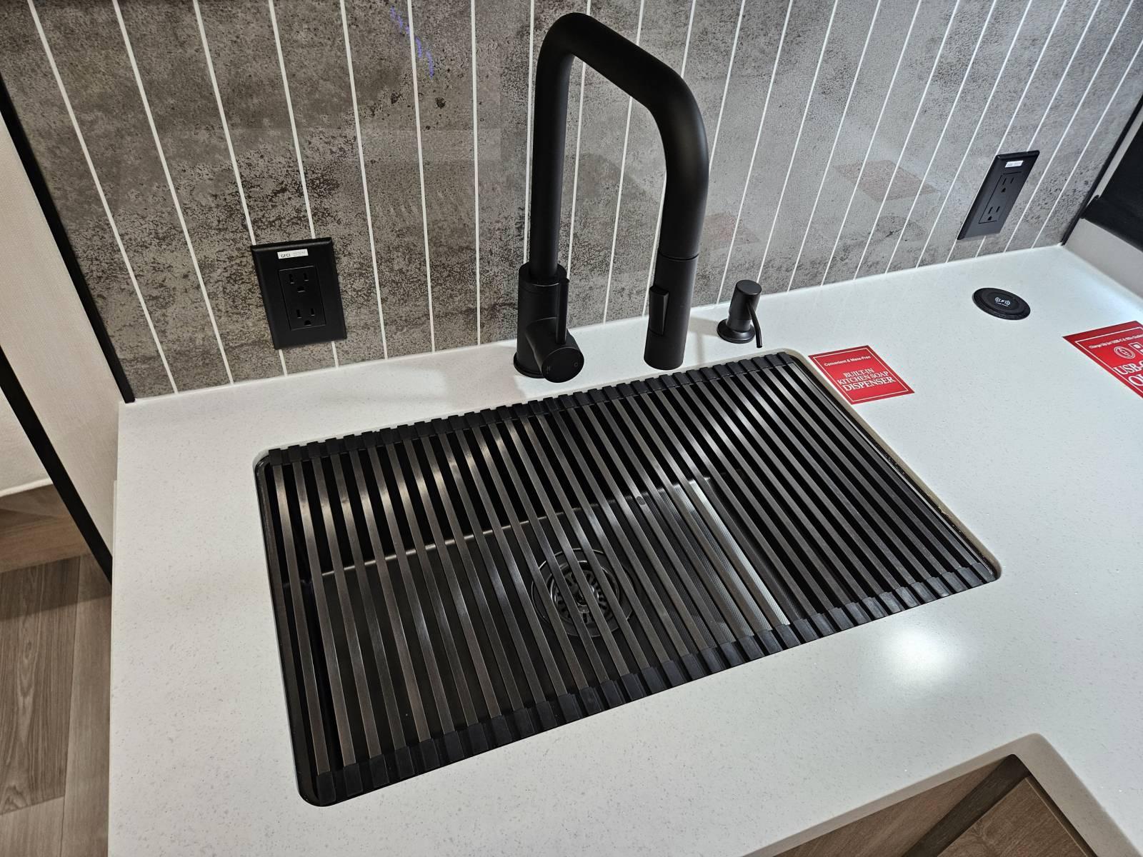 2026 Grand Design 2026 Grand Design Imagine - thumbnail 10