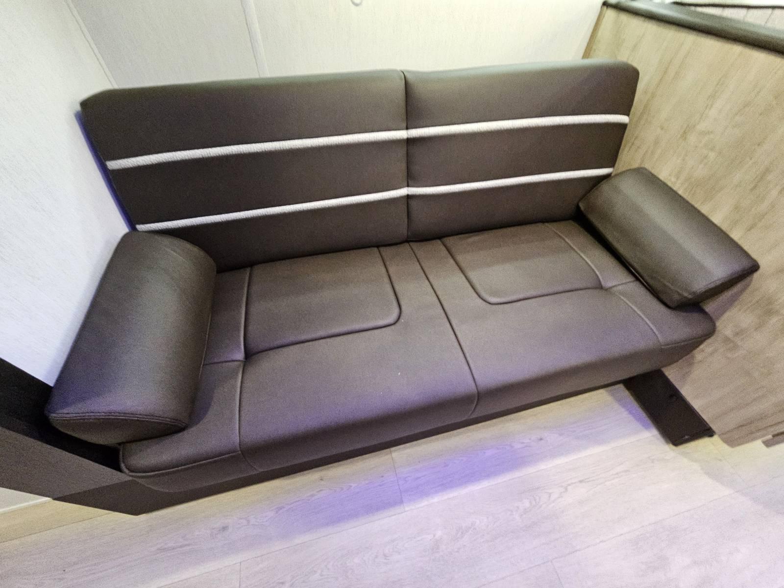 2026 Forest River 2026 Forest River Cherokee Grey Wolf - thumbnail 6