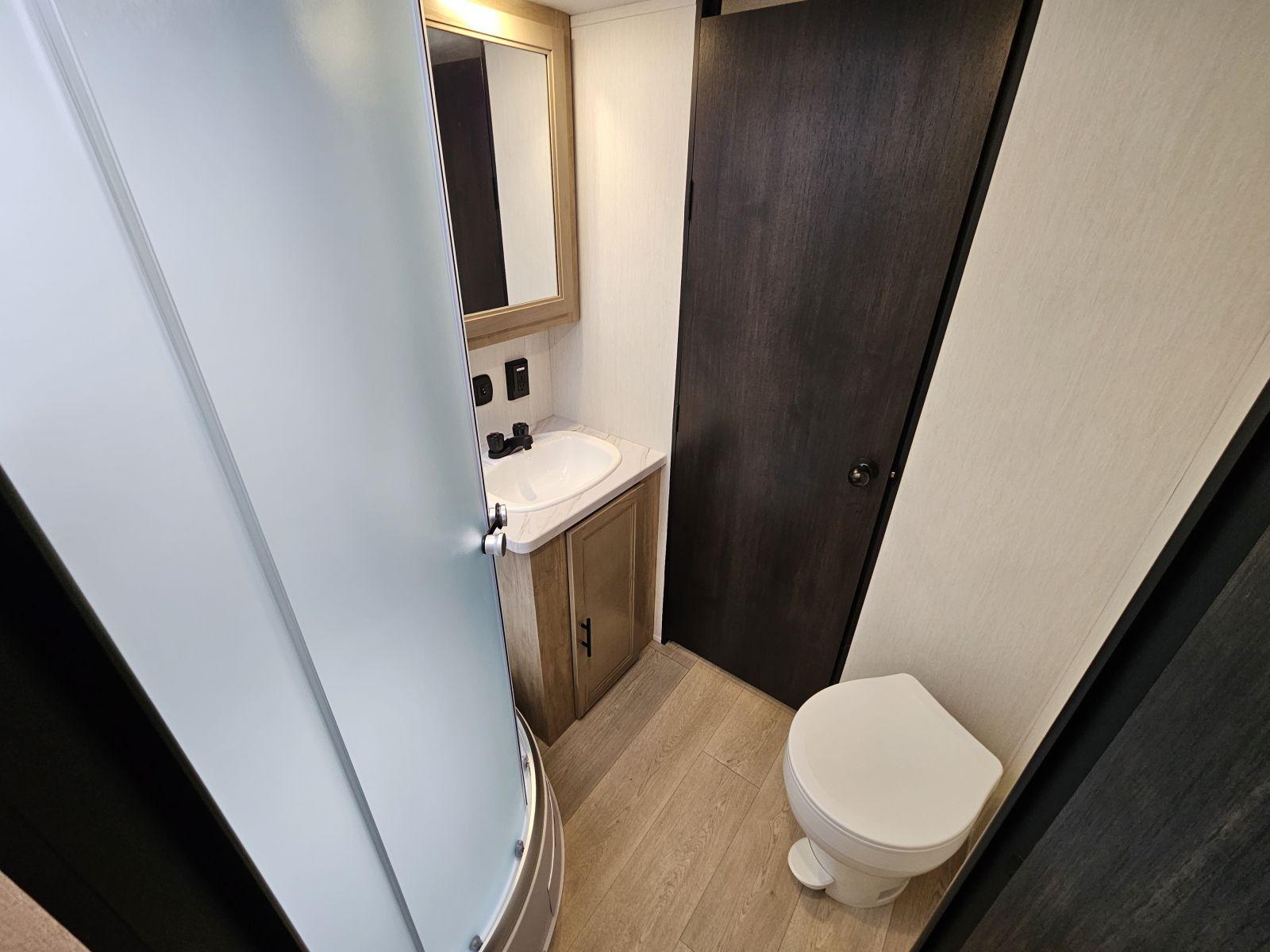 2026 Forest River 2026 Forest River Cherokee Grey Wolf - thumbnail 16