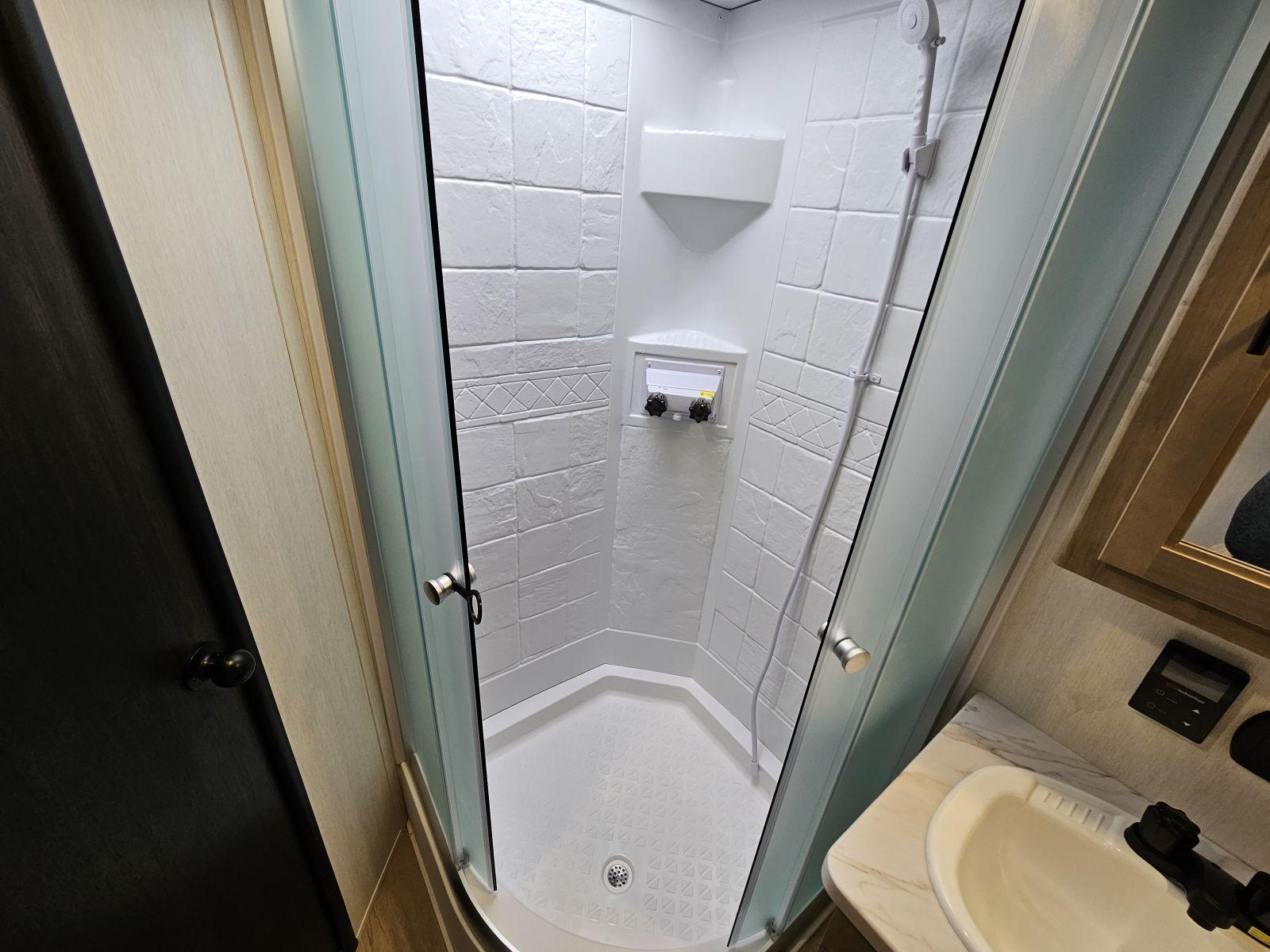 2026 Forest River 2026 Forest River Cherokee Grey Wolf - thumbnail 19