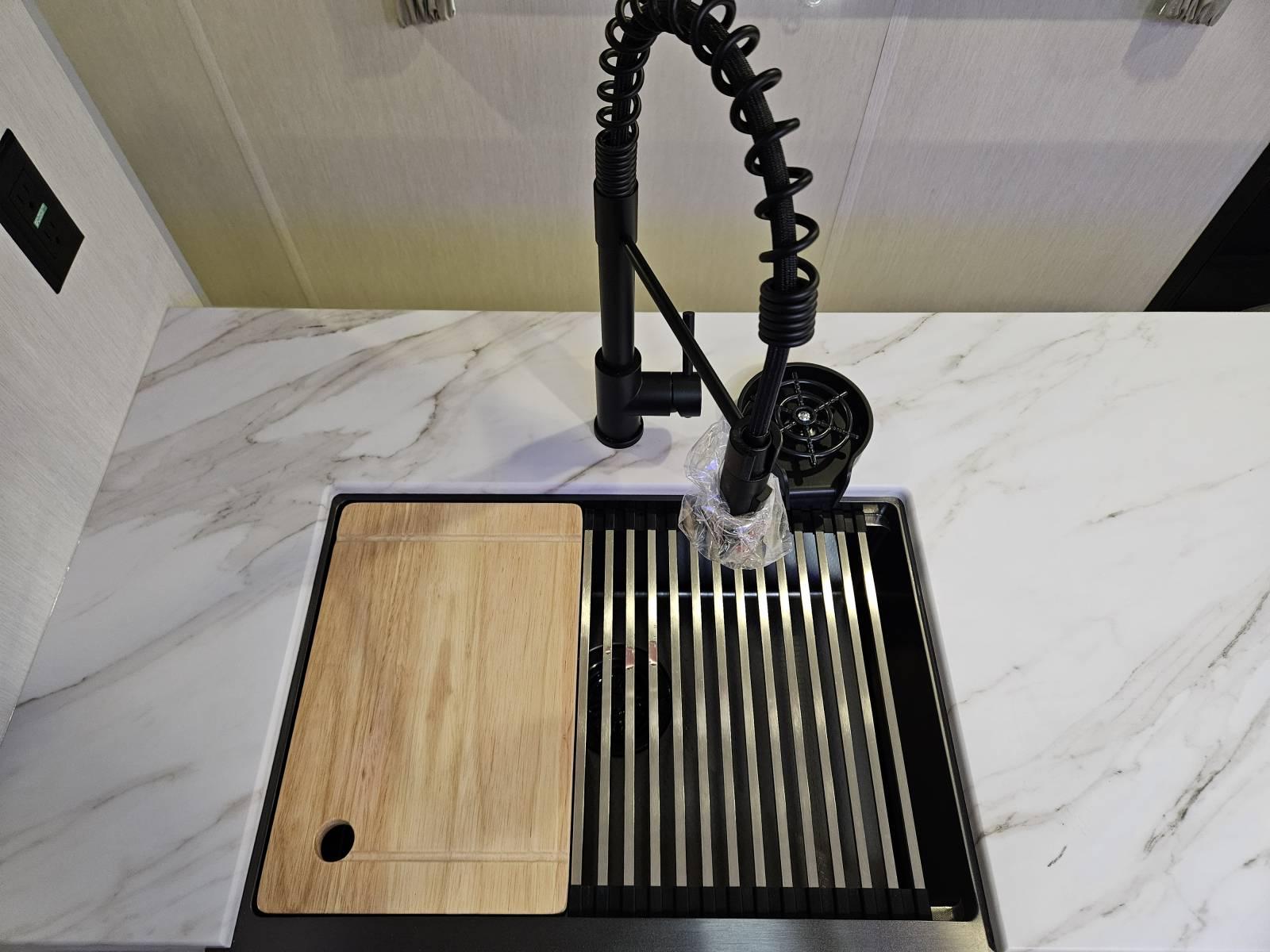 2026 Forest River 2026 Forest River Cherokee Grey Wolf - thumbnail 11