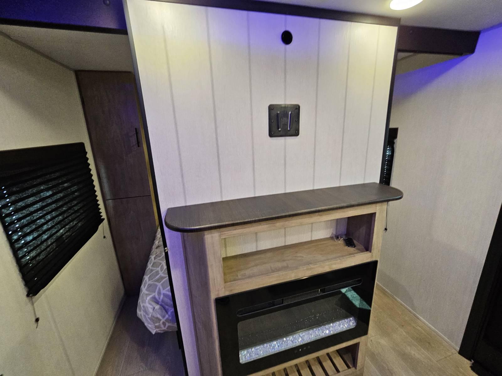 2026 Forest River 2026 Forest River Cherokee Grey Wolf Black Label - thumbnail 7