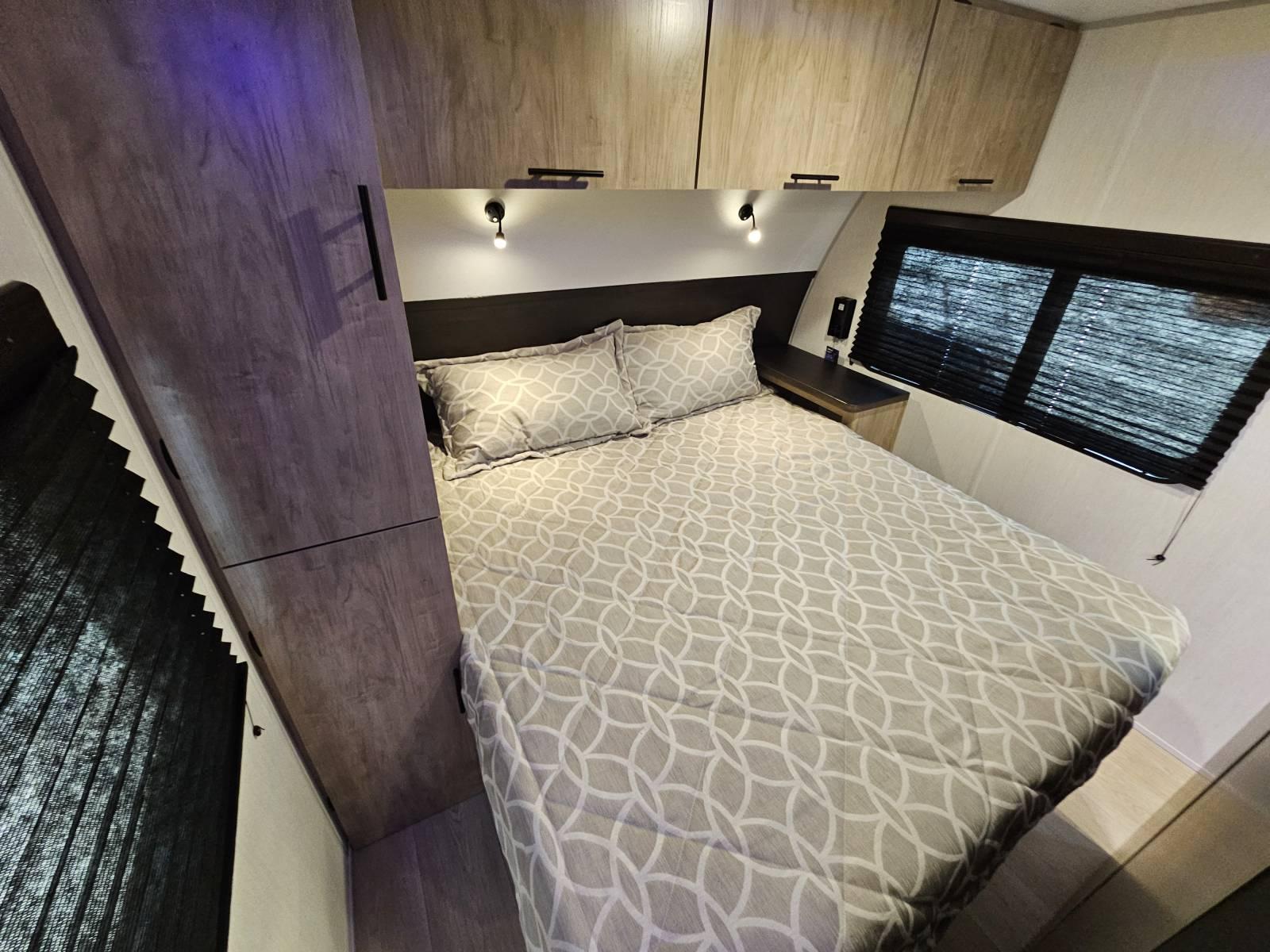 2026 Forest River 2026 Forest River Cherokee Grey Wolf Black Label - thumbnail 14