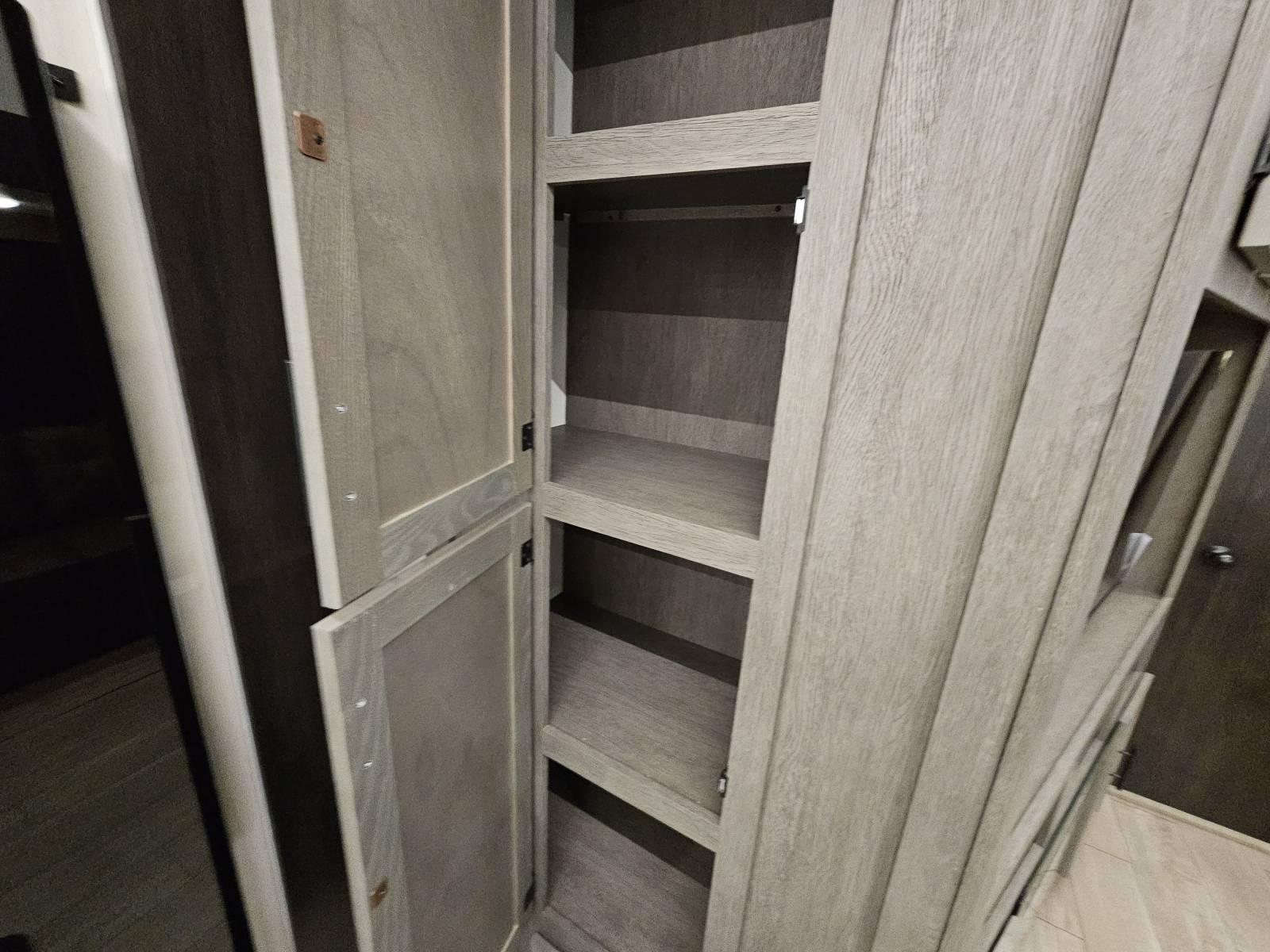 2026 Forest River 2026 Forest River Cherokee Arctic Wolf Suite - thumbnail 12