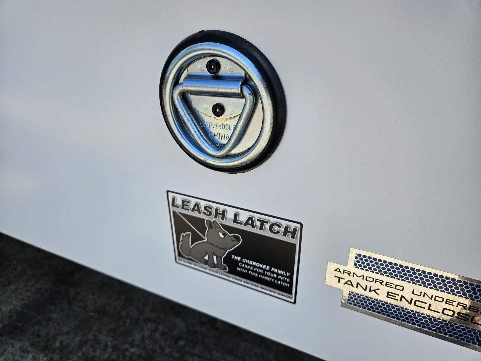 2026 Forest River 2026 Forest River Cherokee Arctic Wolf Suite - thumbnail 33