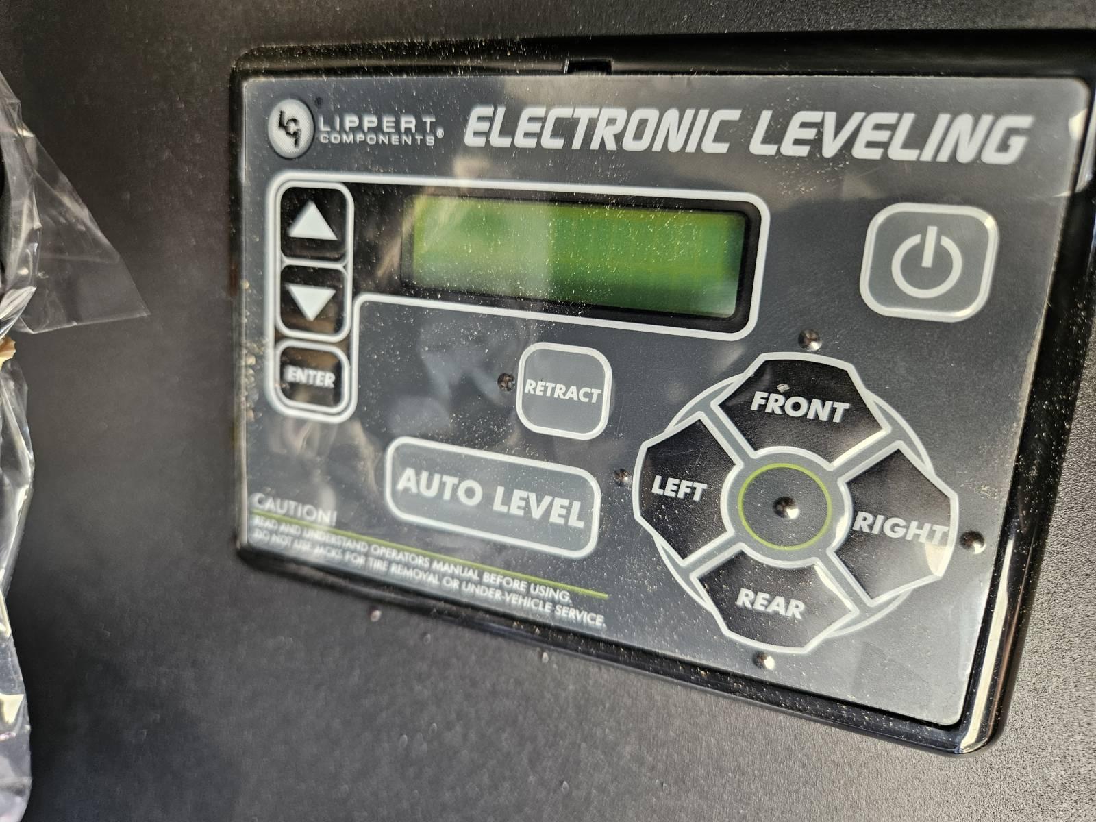 2026 Forest River 2026 Forest River Cherokee Arctic Wolf Suite - thumbnail 42